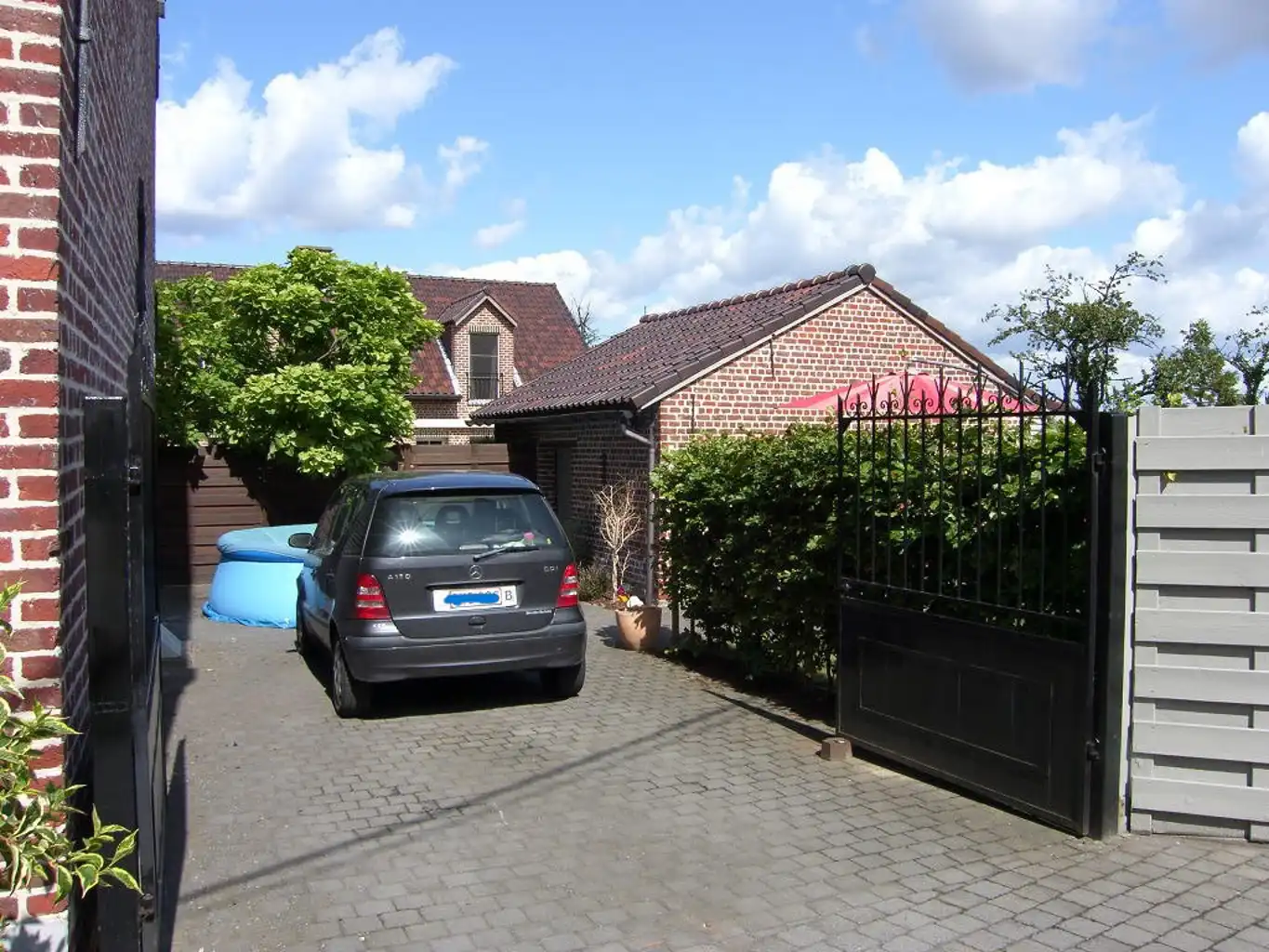 OPEN BEBOUWING IN DOODLOPENDE STRAAT MET 30 ZONNEPANELEN! foto 19