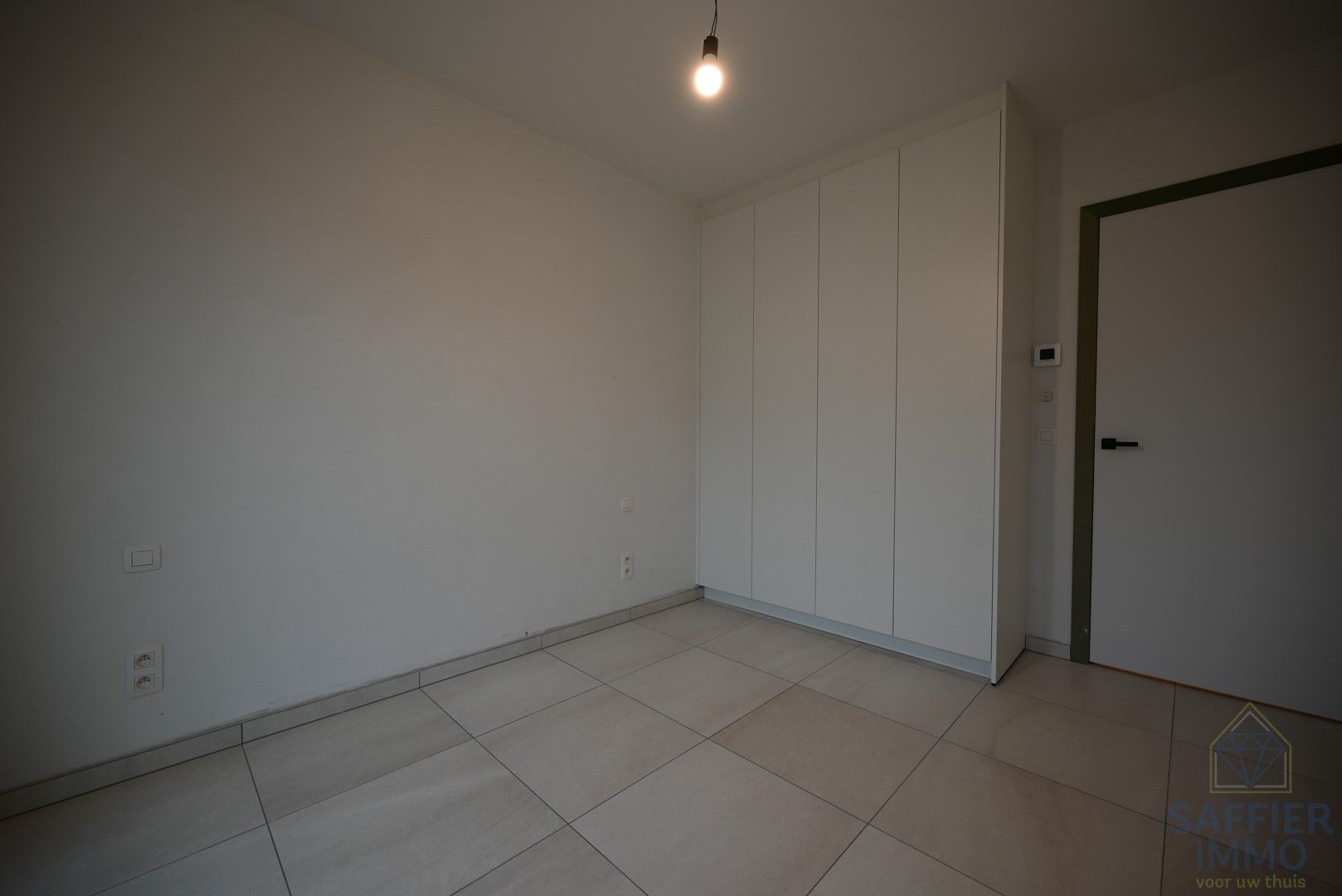 Te Huur: Ruim gelijkvloers appartement in het centrum van Ingelmunster 🏡 foto 10