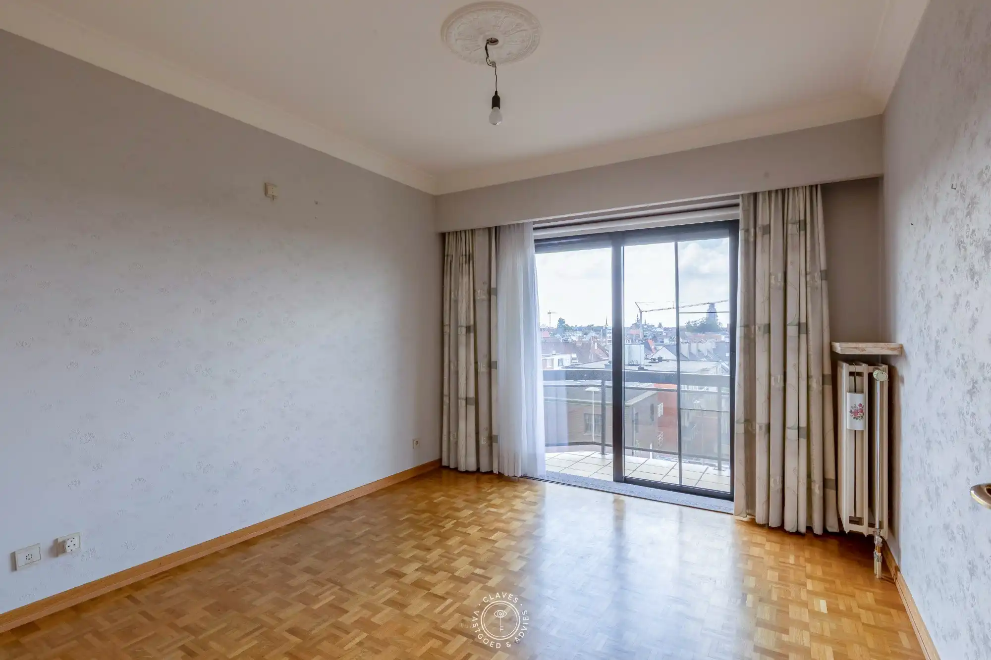 Bijzonder ruim appartement met zuidgericht terras foto 11