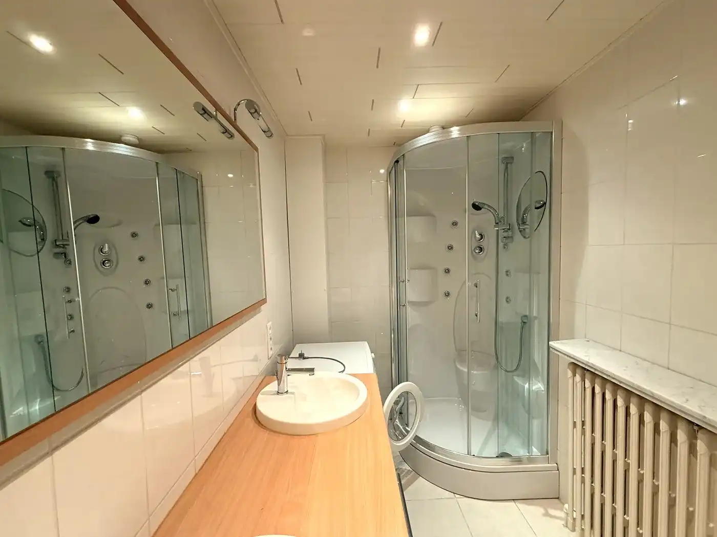 Instapklaar 2-slaapkamerappartement in het hart van Izegem foto 11