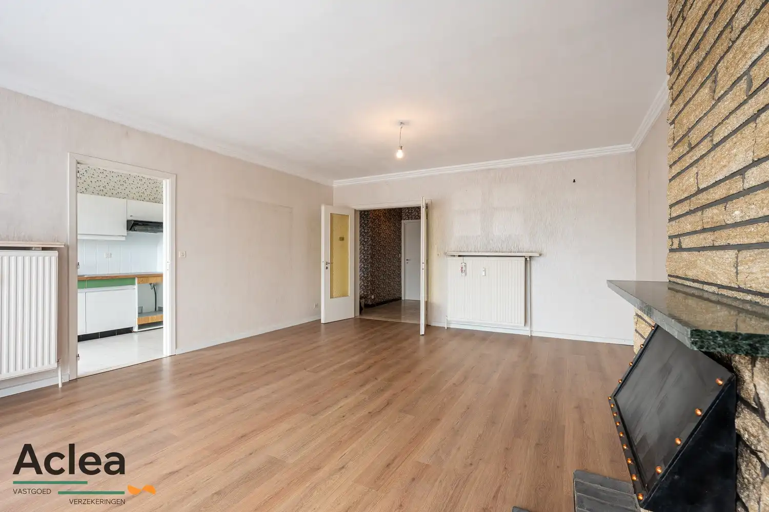 Ruim opgefrist appartement in centrum Eeklo foto 5