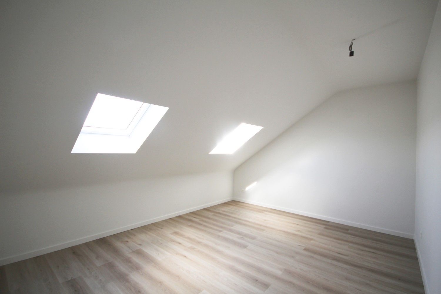 Instapklare nieuwbouw duplex te huur in Sint-Truiden! foto 21
