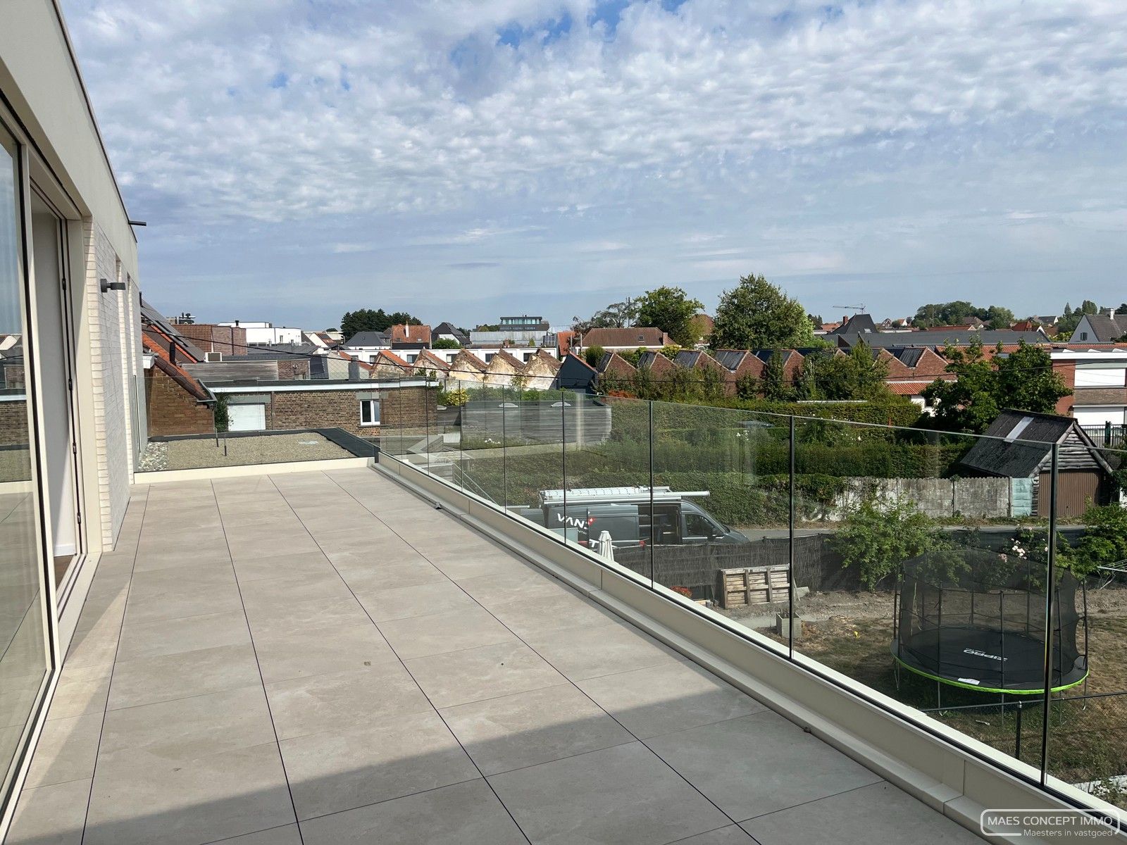 Prachtige penthouse te huur met 2 slaapkamers, terras voor- en achteraan in Vichte foto 18