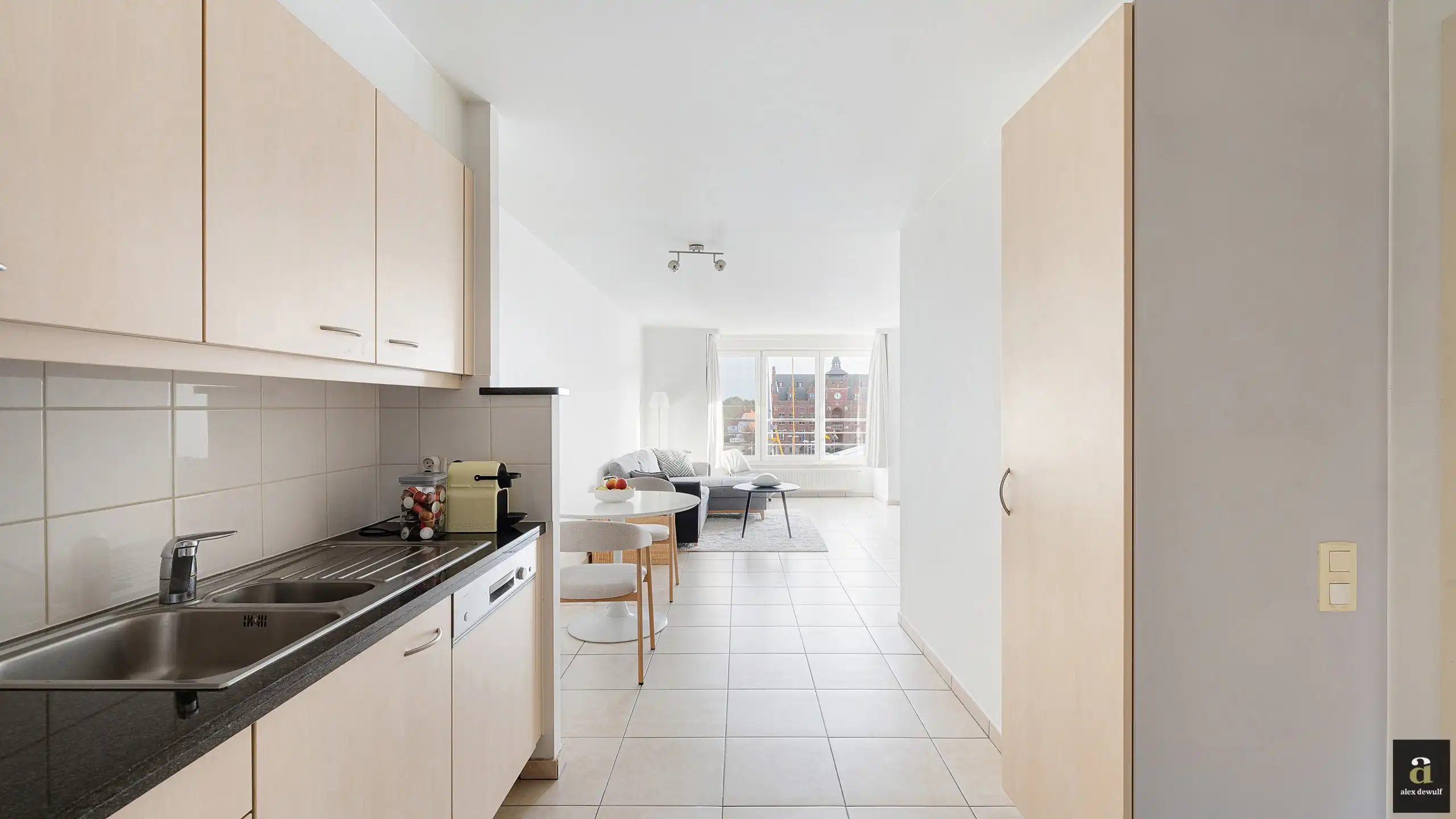 Appartement in het hart van Knokke, op wandelafstand van de zee en het strand. foto 8