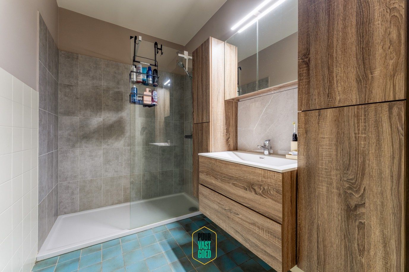 Mooi vernieuwd en comfortabel 3-slaapkamer-appartement op gelijkvloers foto 13