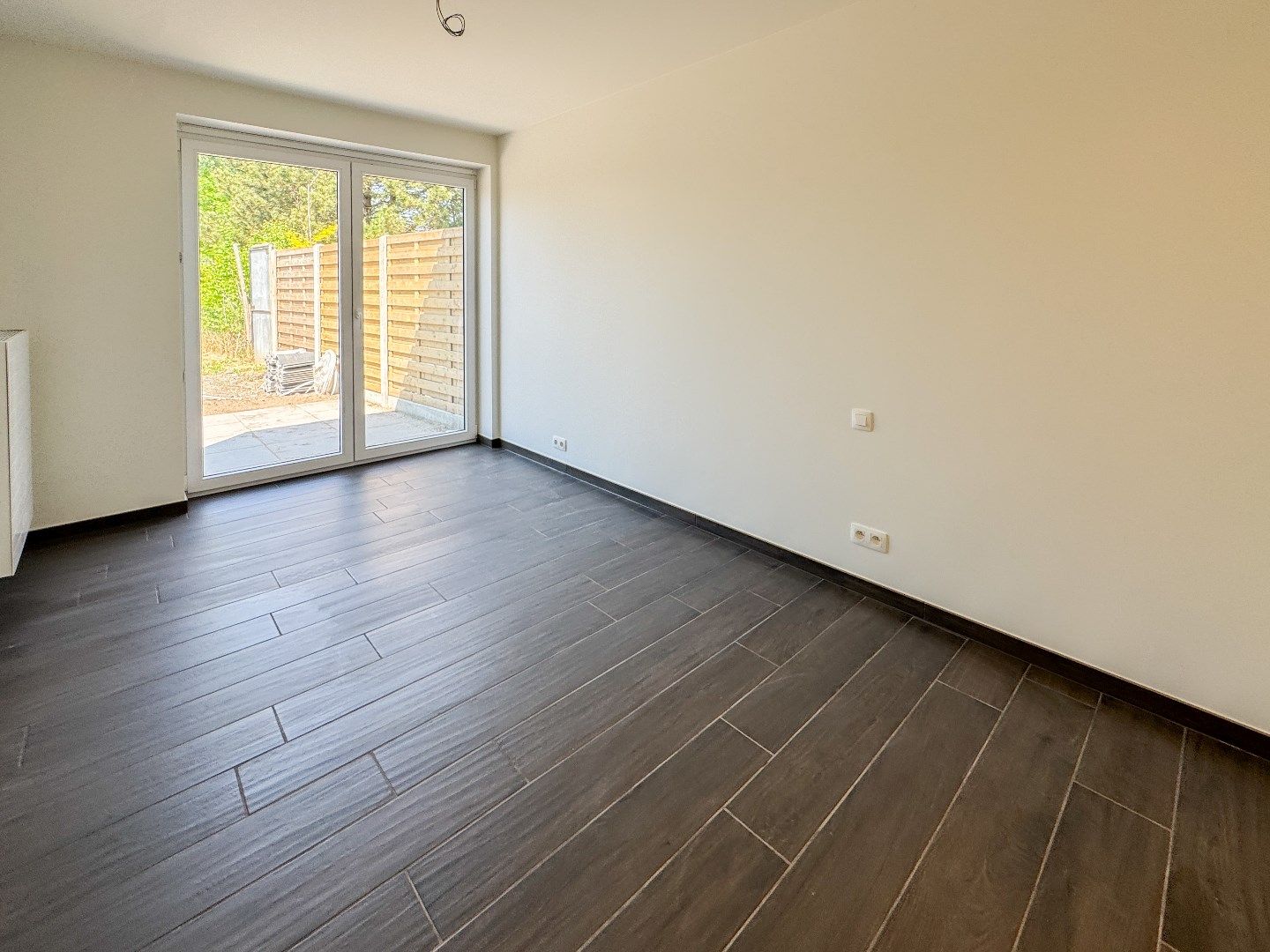 Volledig vernieuwde halfopen bebouwing langs kanaal Plassendale-Nieuwpoort in Leffinge! foto 11