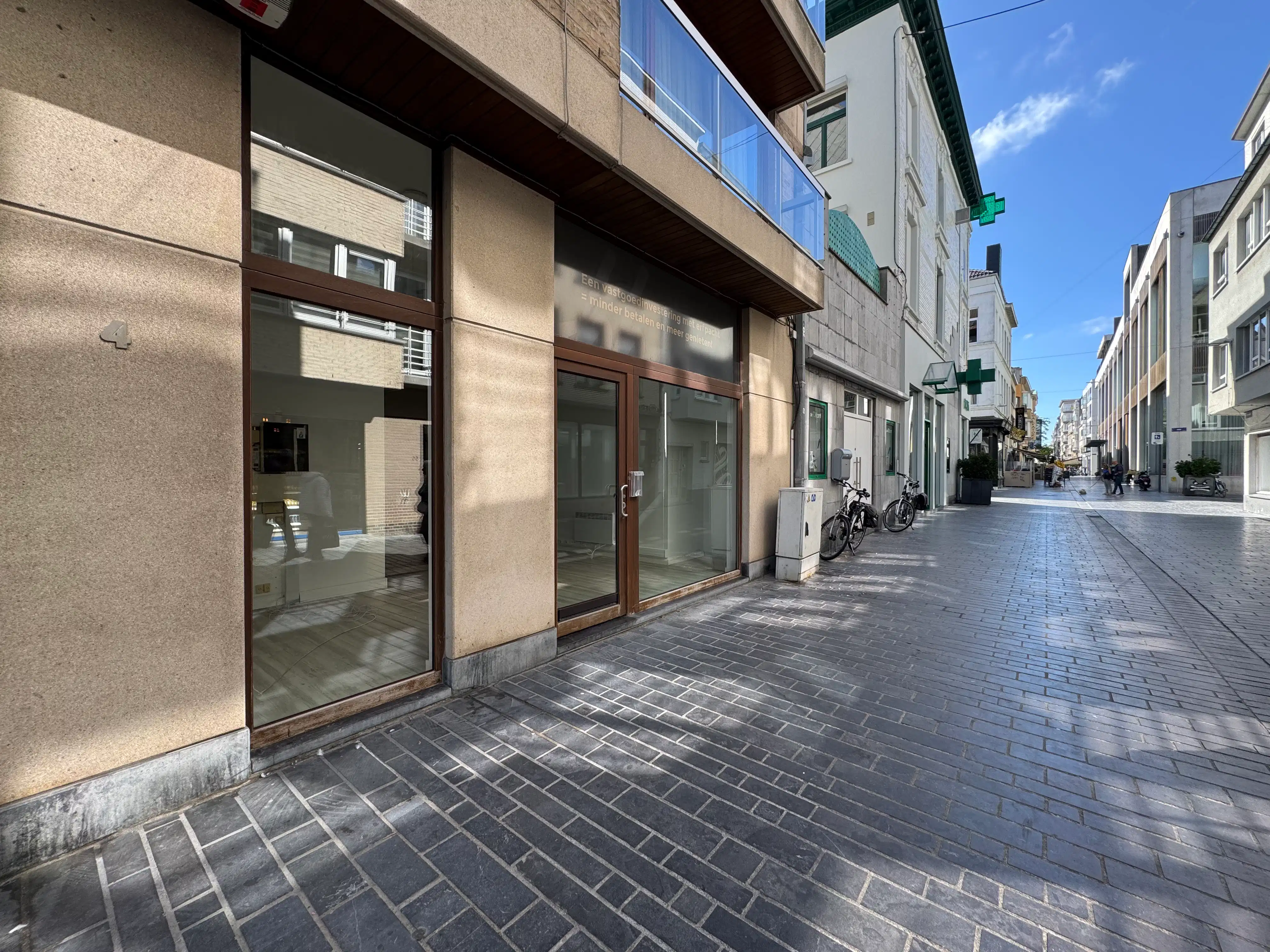 Handelsgelijkvloers 56m² foto 2