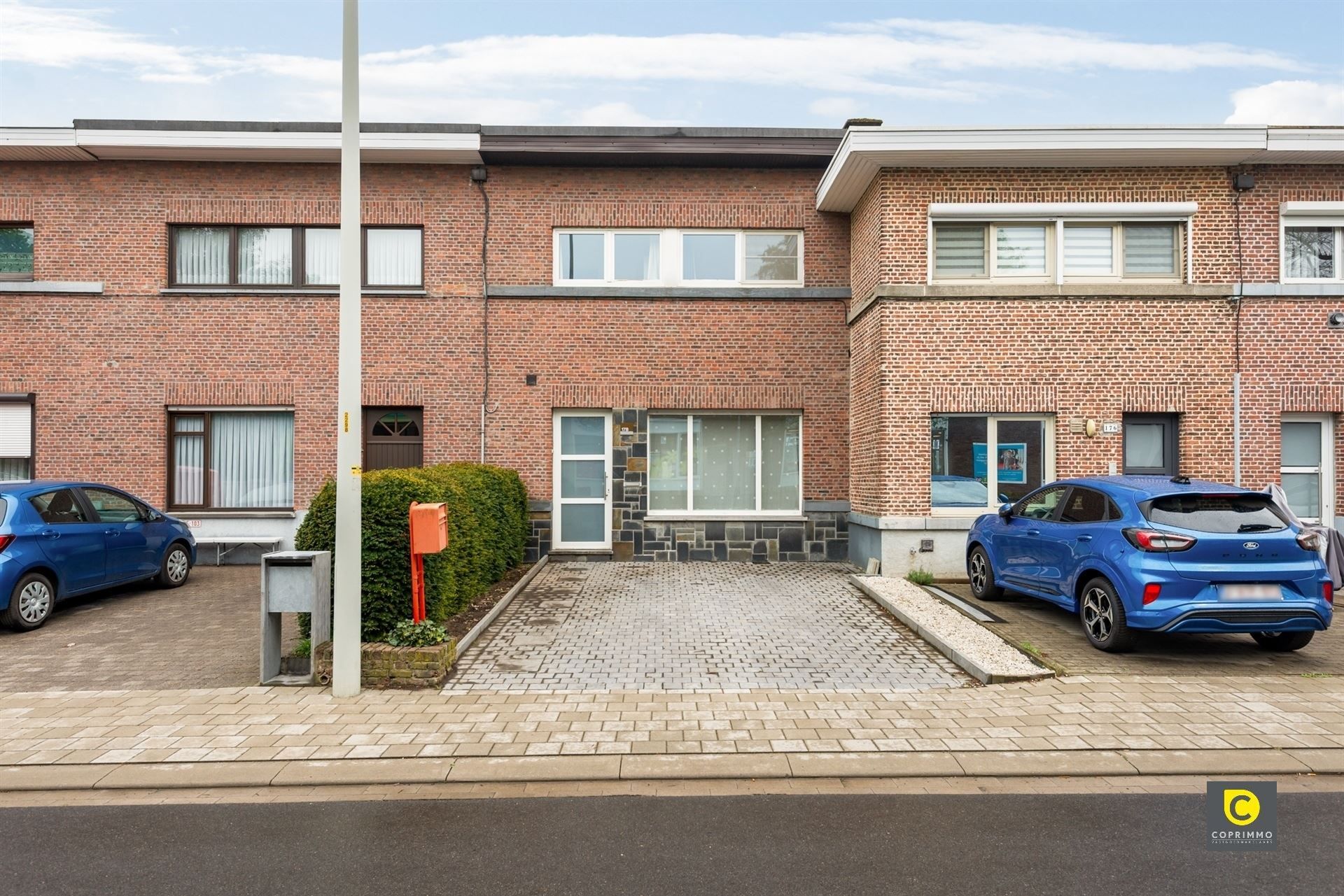 Hoofdfoto van de publicatie: Charmante woning met 3 slk.