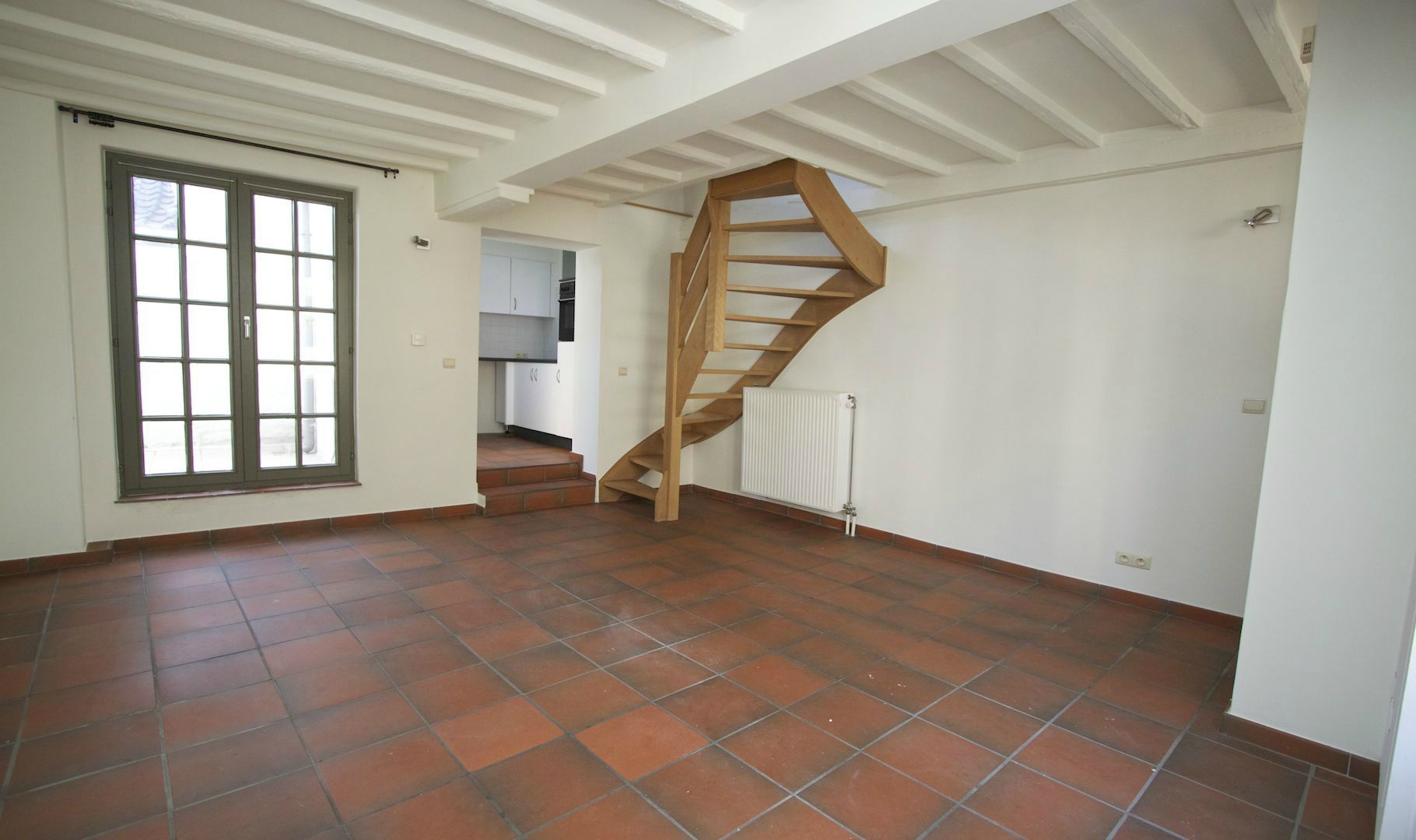 Leuk instapklaar huis met zonnig terras– ideale ligging in rustige straat te St Anna foto 4