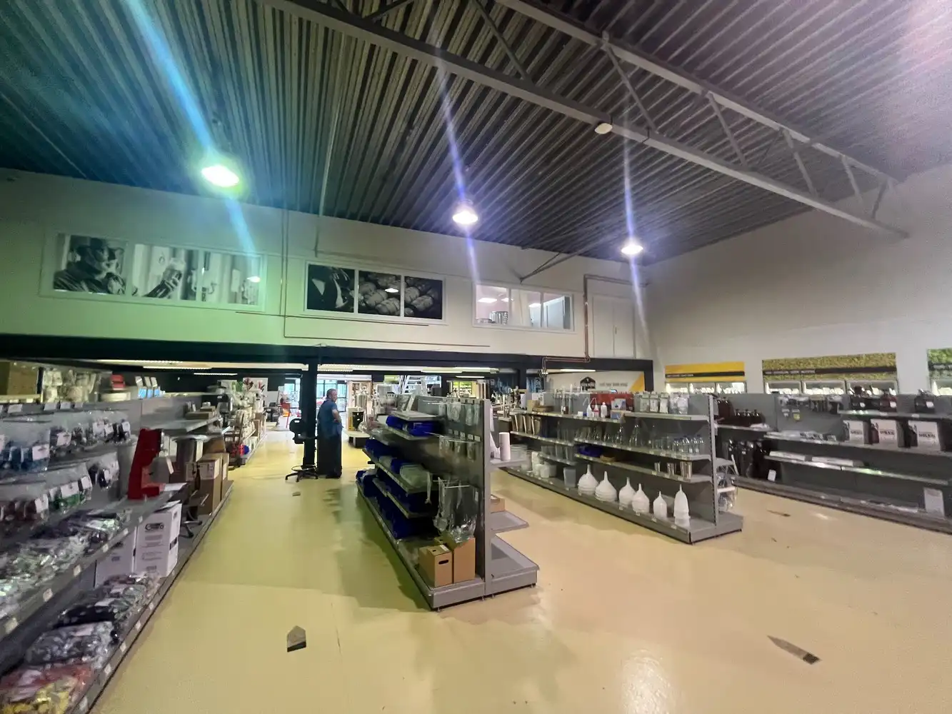 Industrieel-magazijn-logistiek te koop foto 28