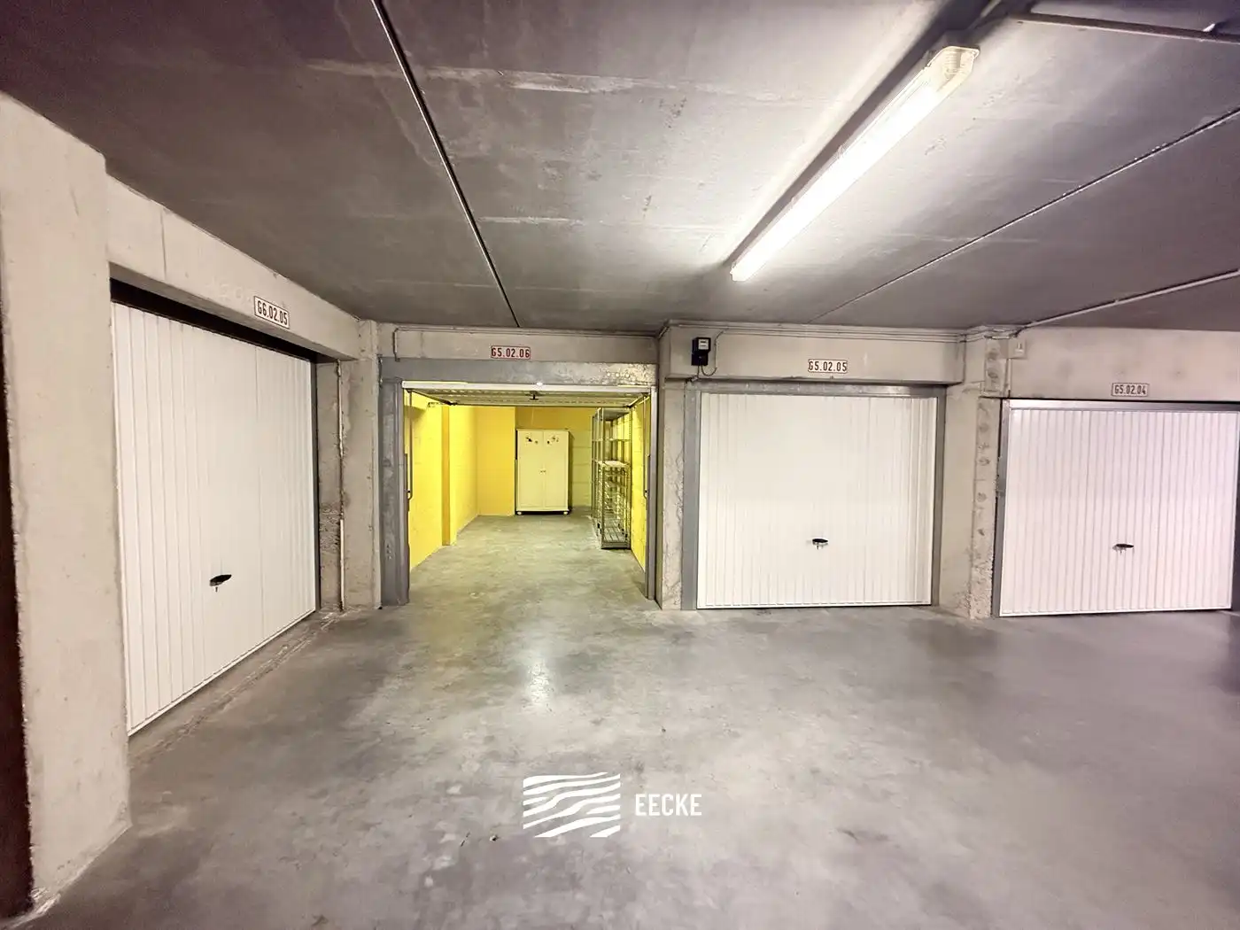 Parking - gesloten garagebox foto 5