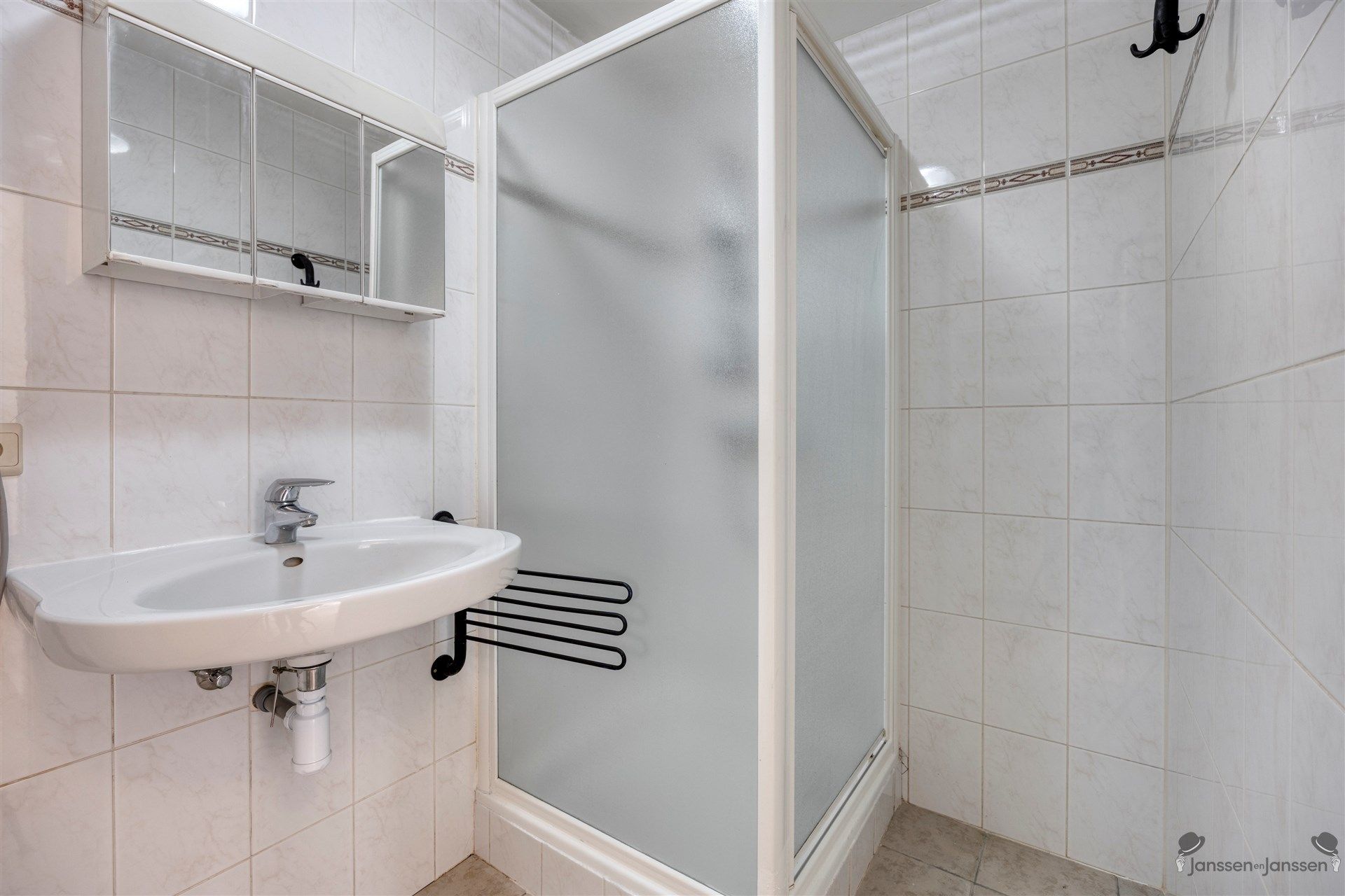Rustig gelegen gelijkvloers appartement te Leopoldsburg foto 15