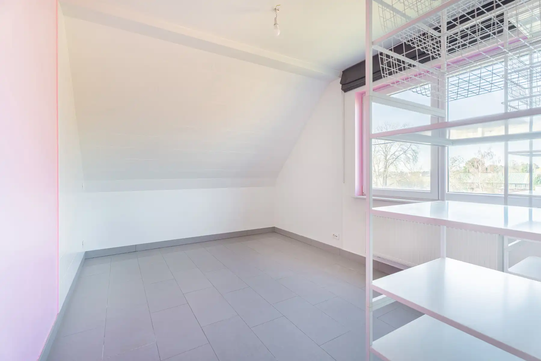 Ruim instapklaar duplex appartement te Sint-Pieters-Leeuw foto 10
