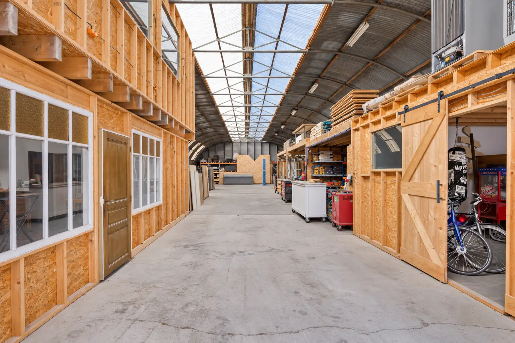 Karaktervol landhuis op een groen domein van ca. 3 ha foto 29
