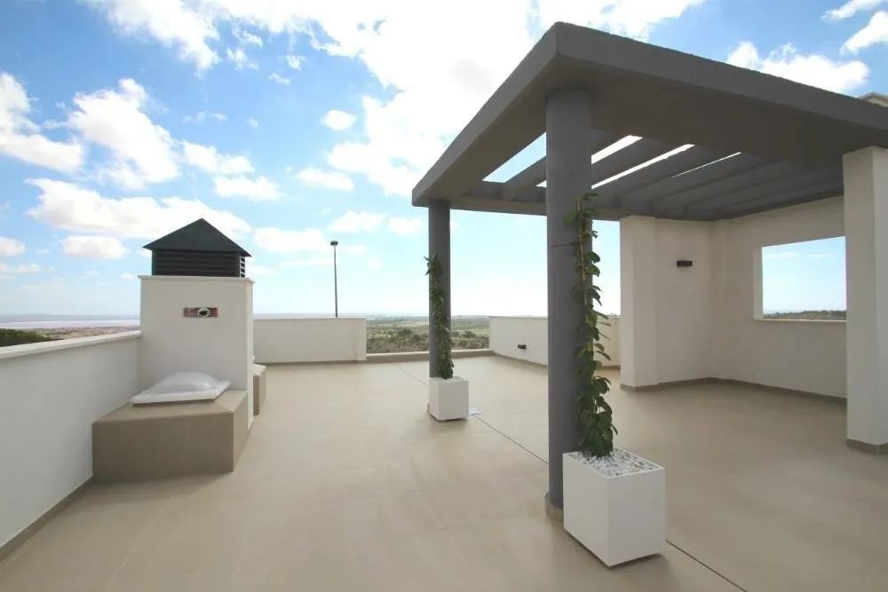 Stap binnen in jouw nieuwe luxe villa aan de Costa Cálida – slechts 1 km van het strand van Playa Honda! foto 11