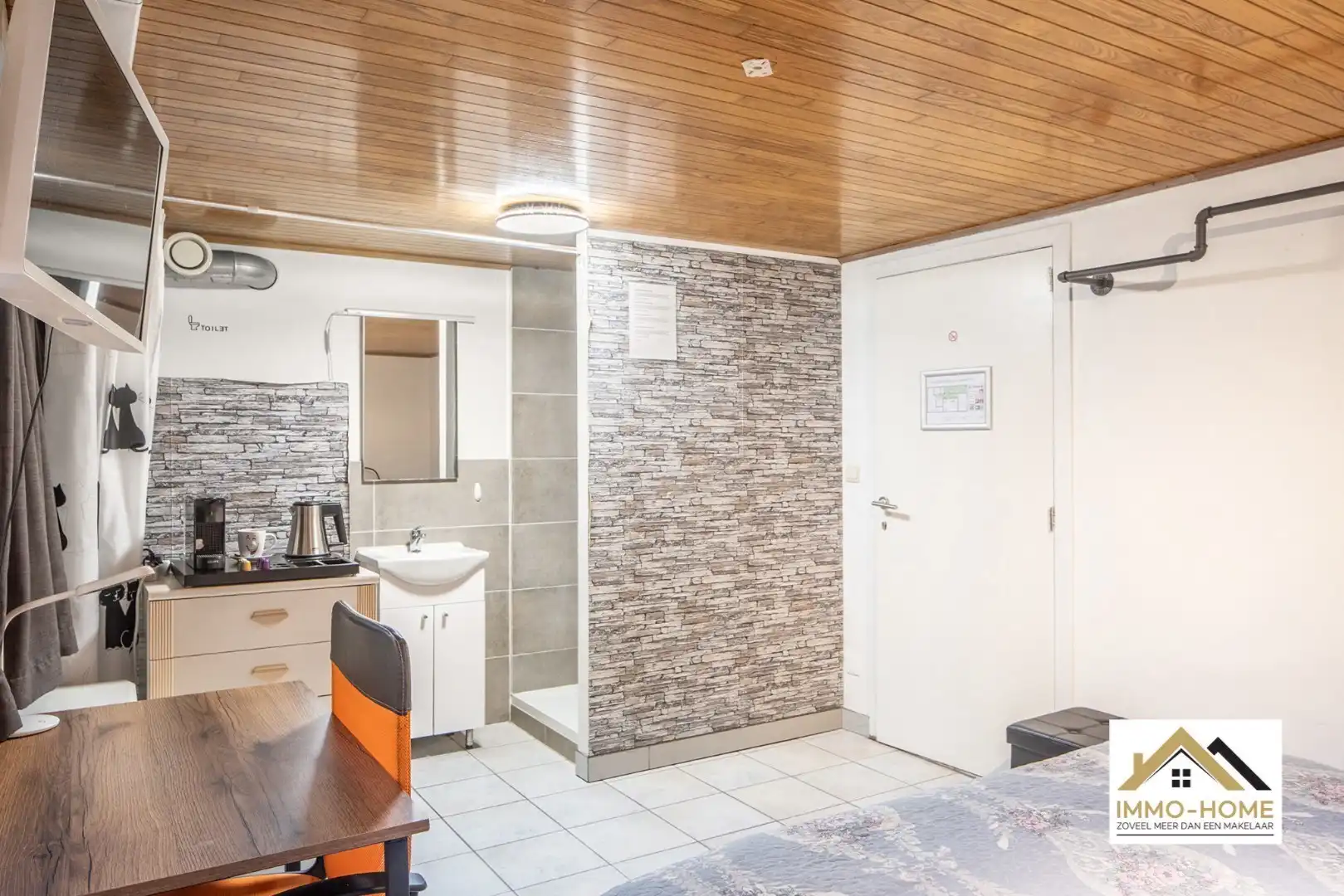 Zeer ruim gelijkvloers appartement met woonkelder en private tuin  foto 21