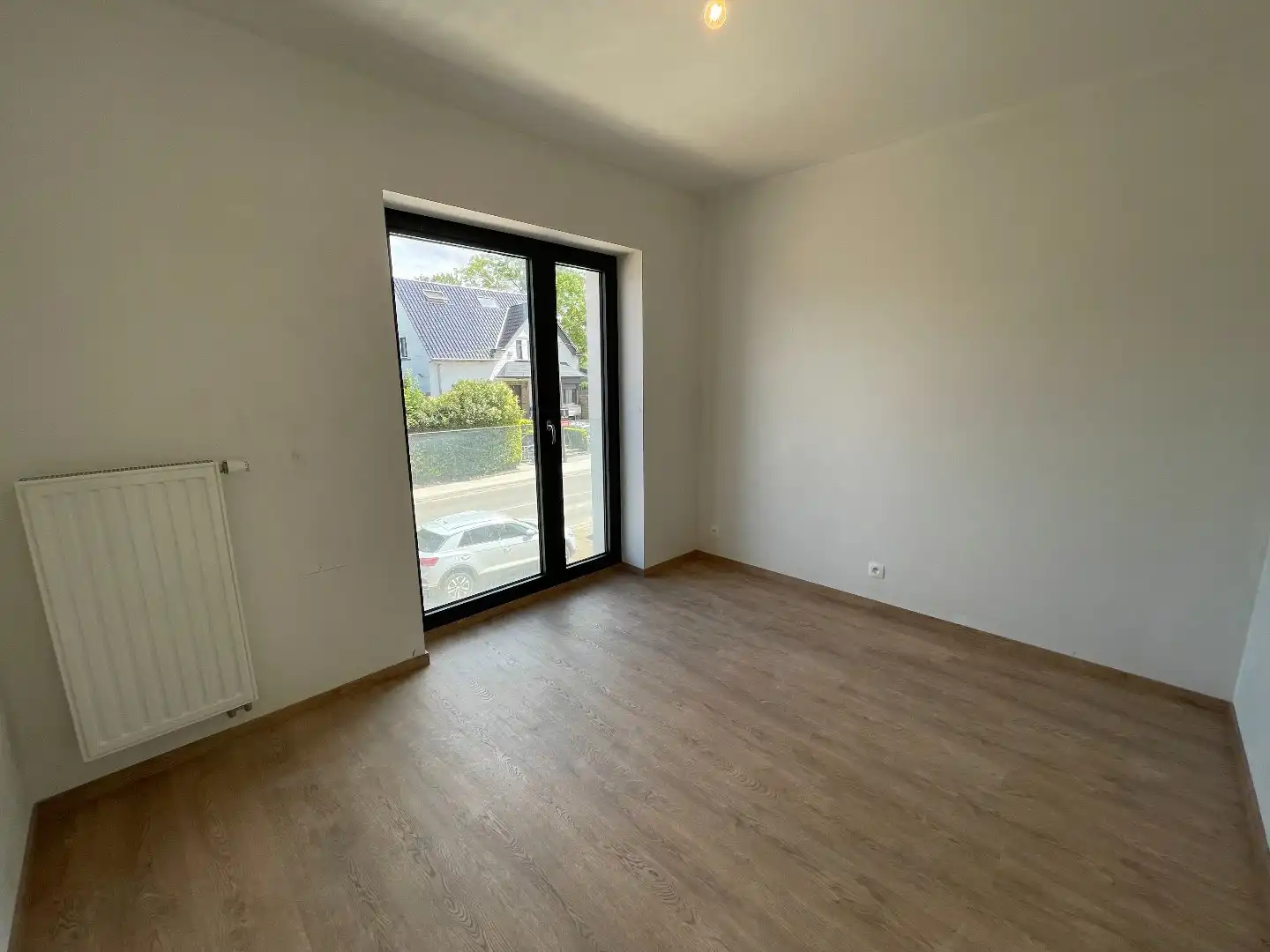 Modern appartement met twee slaapkamer + parkeerplaats  foto 10