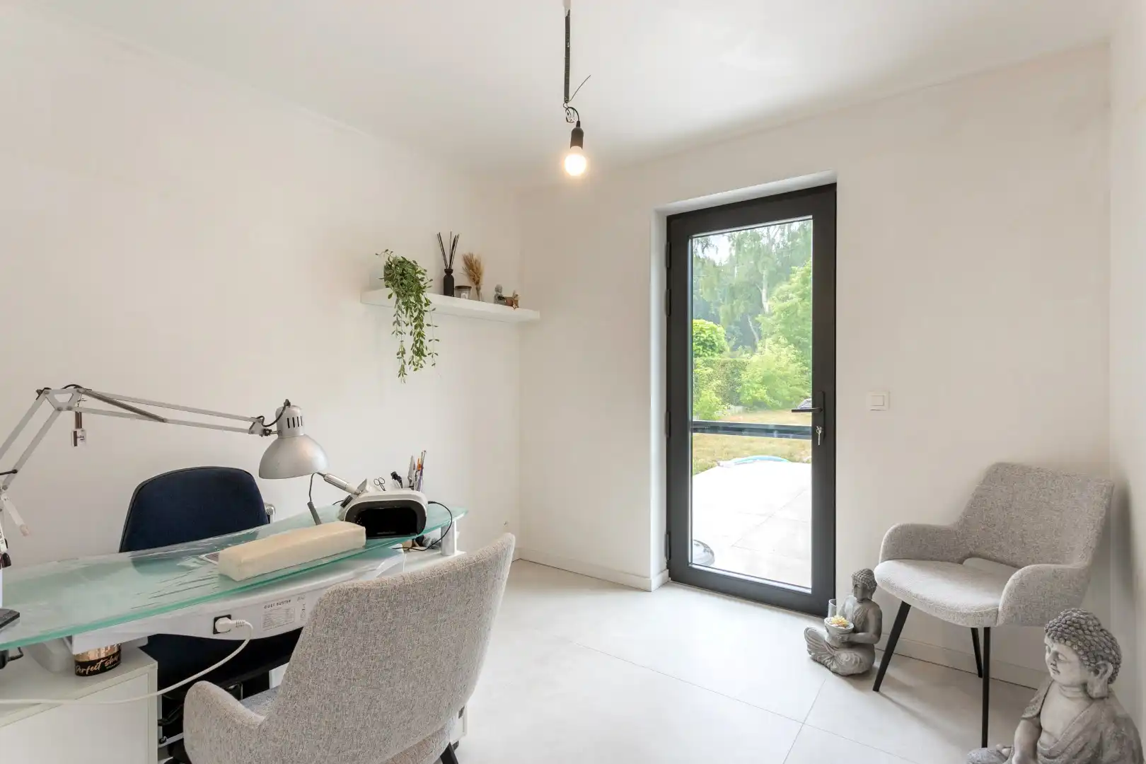 Recente stijlvolle gezinswoning met 3 slpk te Beersel foto 11