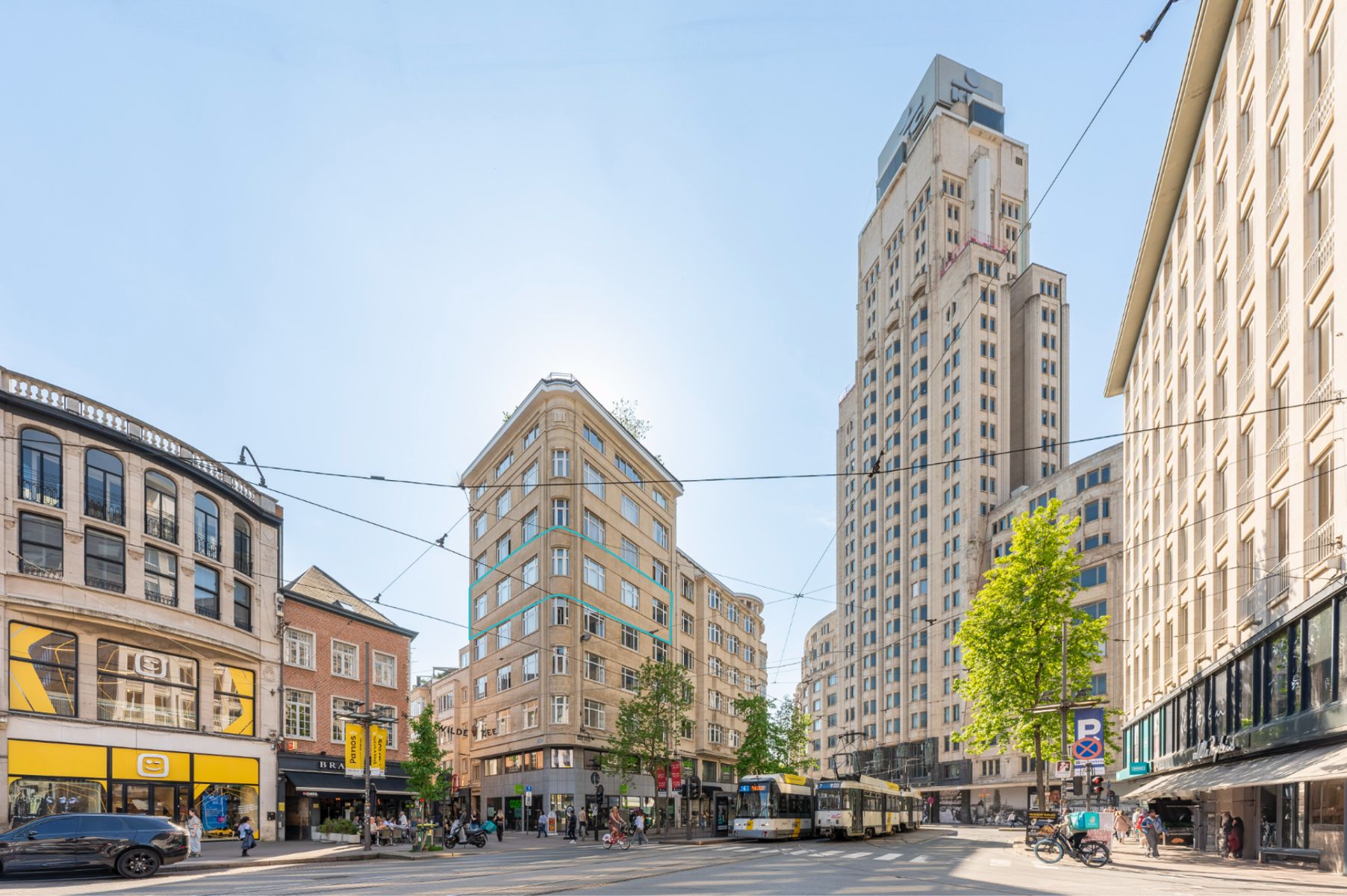 Luxueus gerenoveerd appartement in befaamde Meirbuilding foto 4