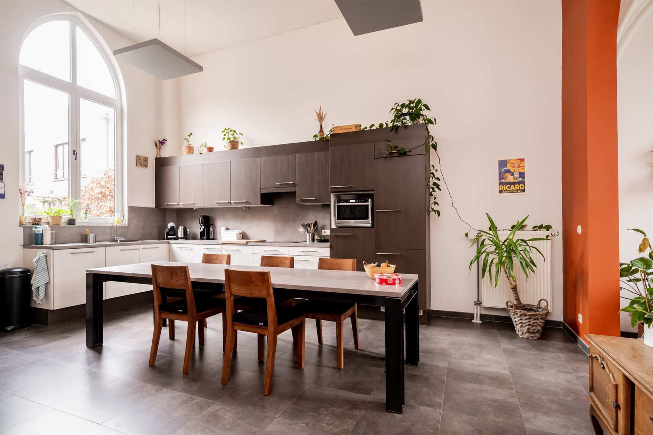 Unieke kloosterwoning gesitueerd in het Patershof  foto 6