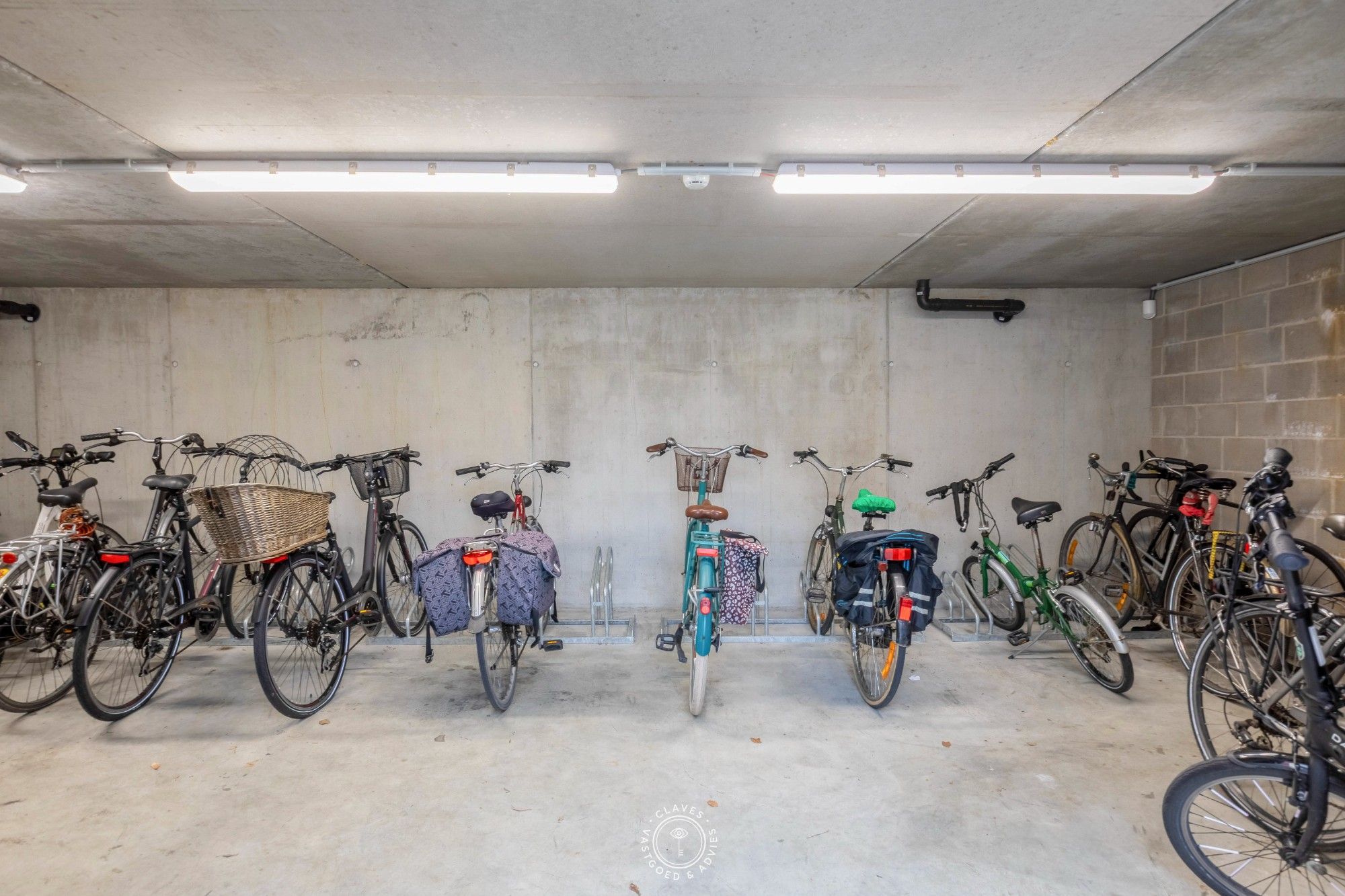 Instapklaar en verzorgd appartement met tuin en magnifiek zicht op het groen foto 15