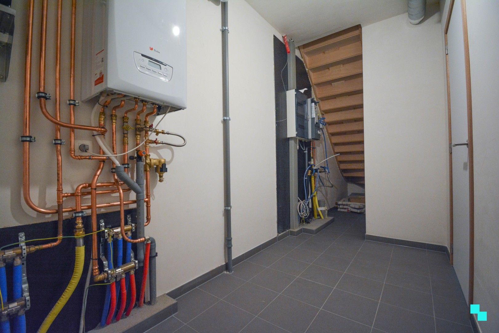 Verrassend ruime nieuwbouwwoning in centrum Aartrijke foto 9