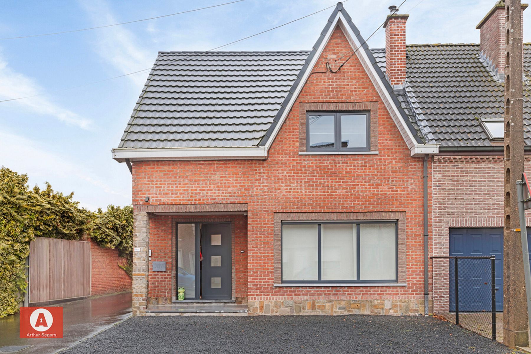 Energiezuinige woning met dubbele garage/atelier en ZW tuin foto 4