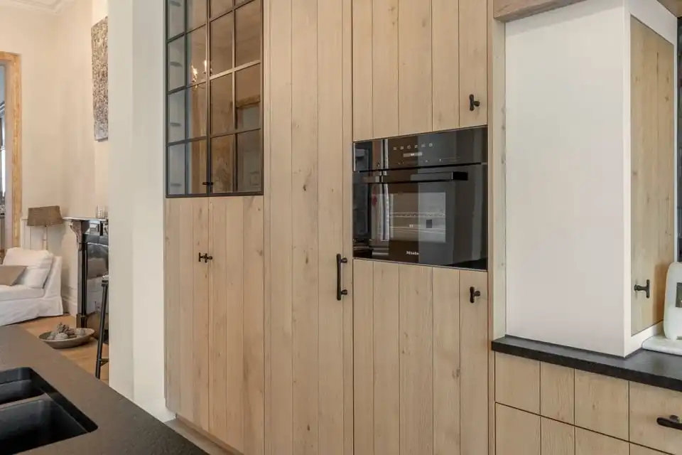 EXCLUSIEF HERENHUIS MET LUXUEUZE AFWERKING IN HET HART VAN SINT-TRUIDEN foto 38