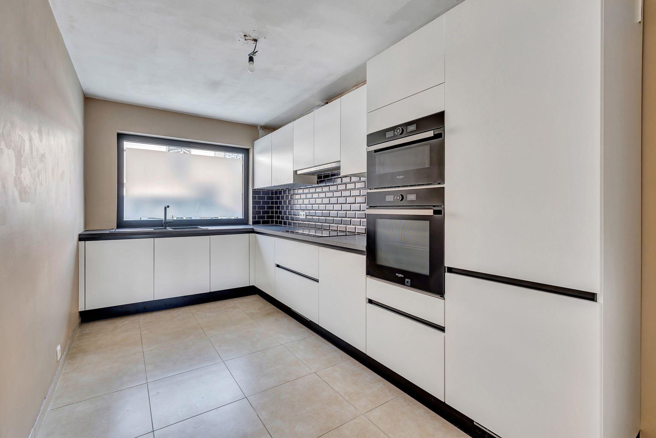 Instapklare woning met ruim terras en 3 slpk te Iddergem foto 10