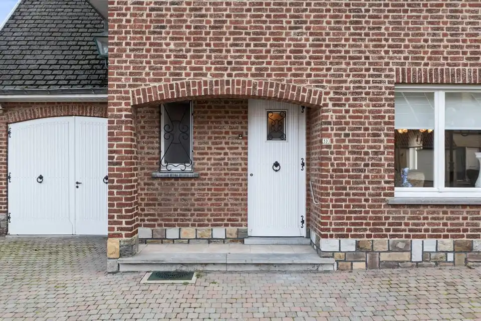 CHARMANTE OPEN BEBOUWING MET GARAGE IN OPLINTER foto 4