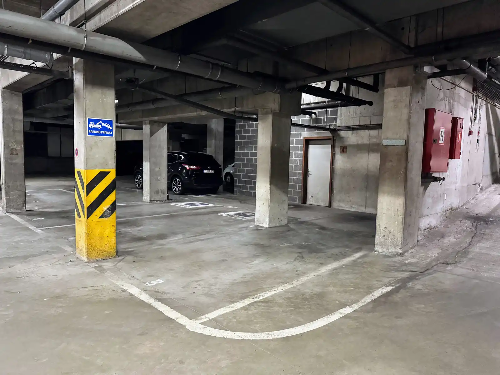 Ondergrondse autostaanplaats Stadskern Leuven foto {{pictureIndex}}