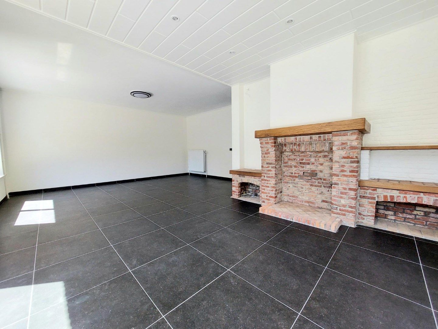 Ruime halfopen woning  foto 6