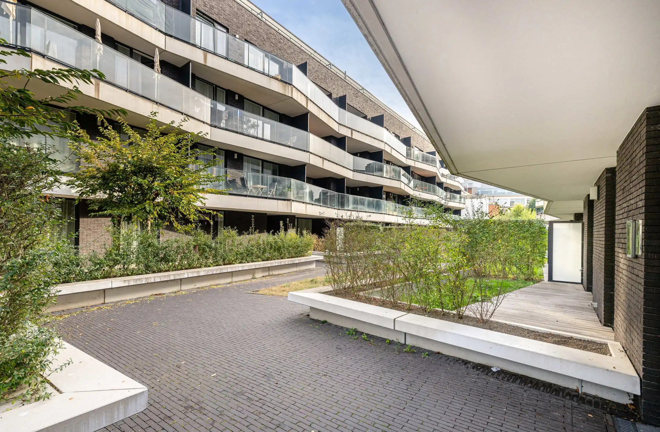 Studio met tuin en parkeerplaats (MOTOR tegen meerprijs) foto 16