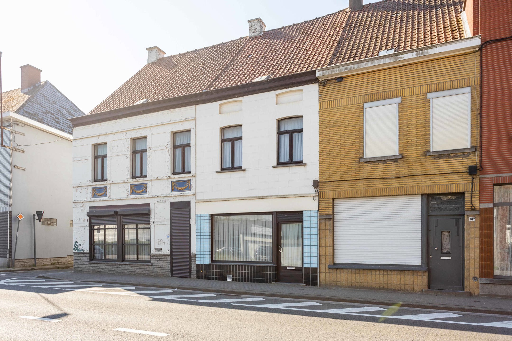 Te renoveren woning met stuk tuin vlakbij het centrum! foto 1