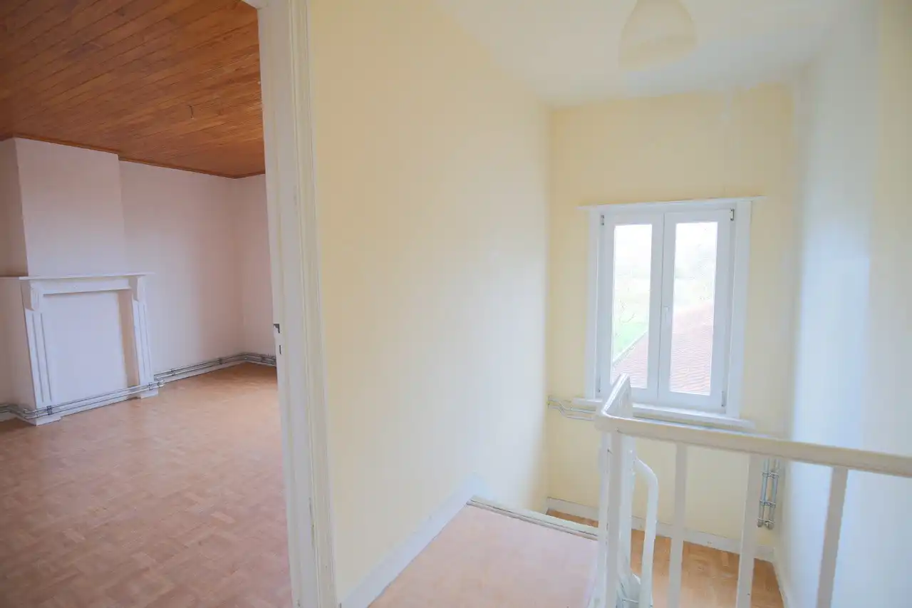 Rijwoning met terras en tuin foto 14