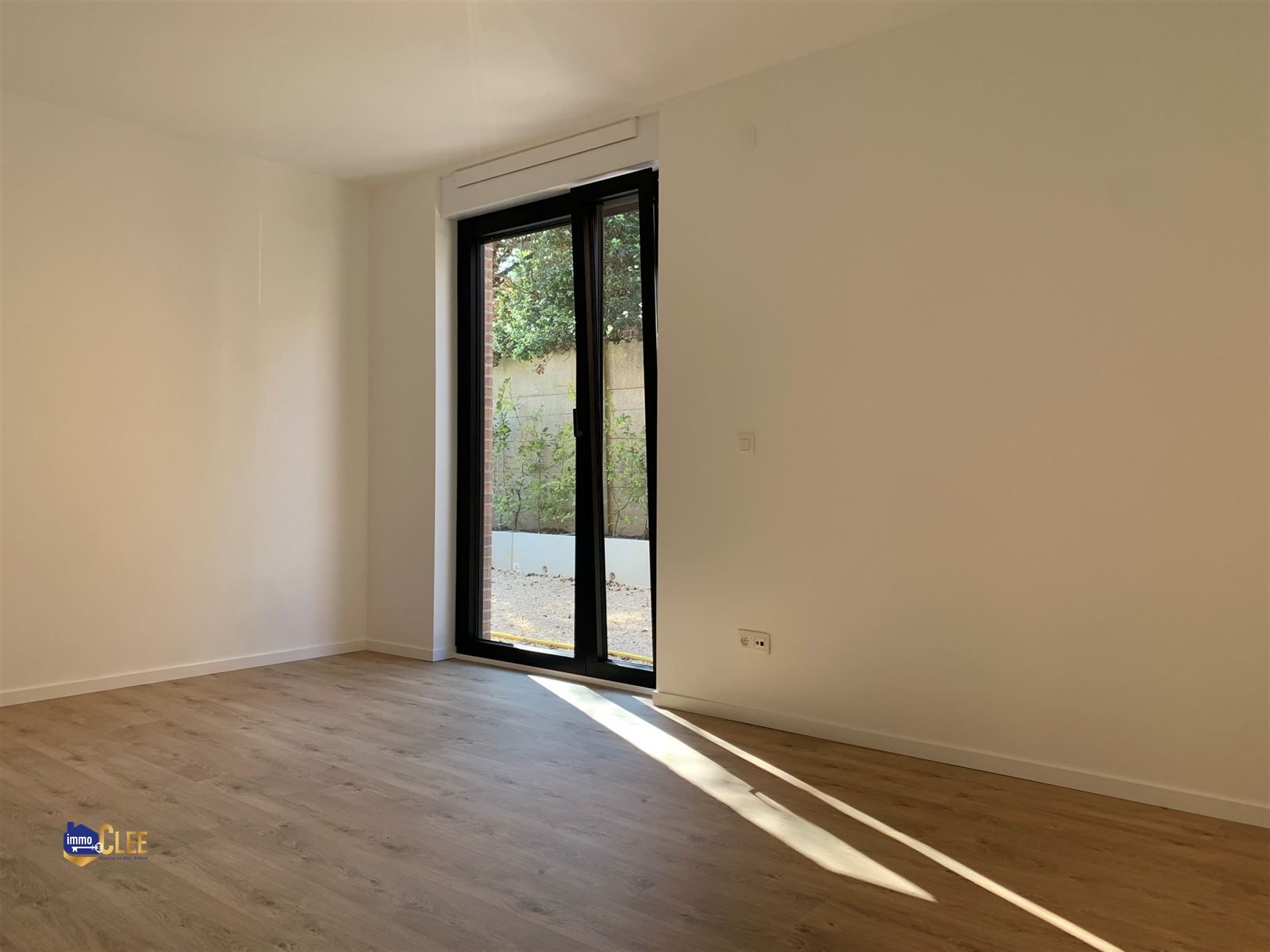 Ruim gelijkvloers appartement in Sint-Truiden foto 11