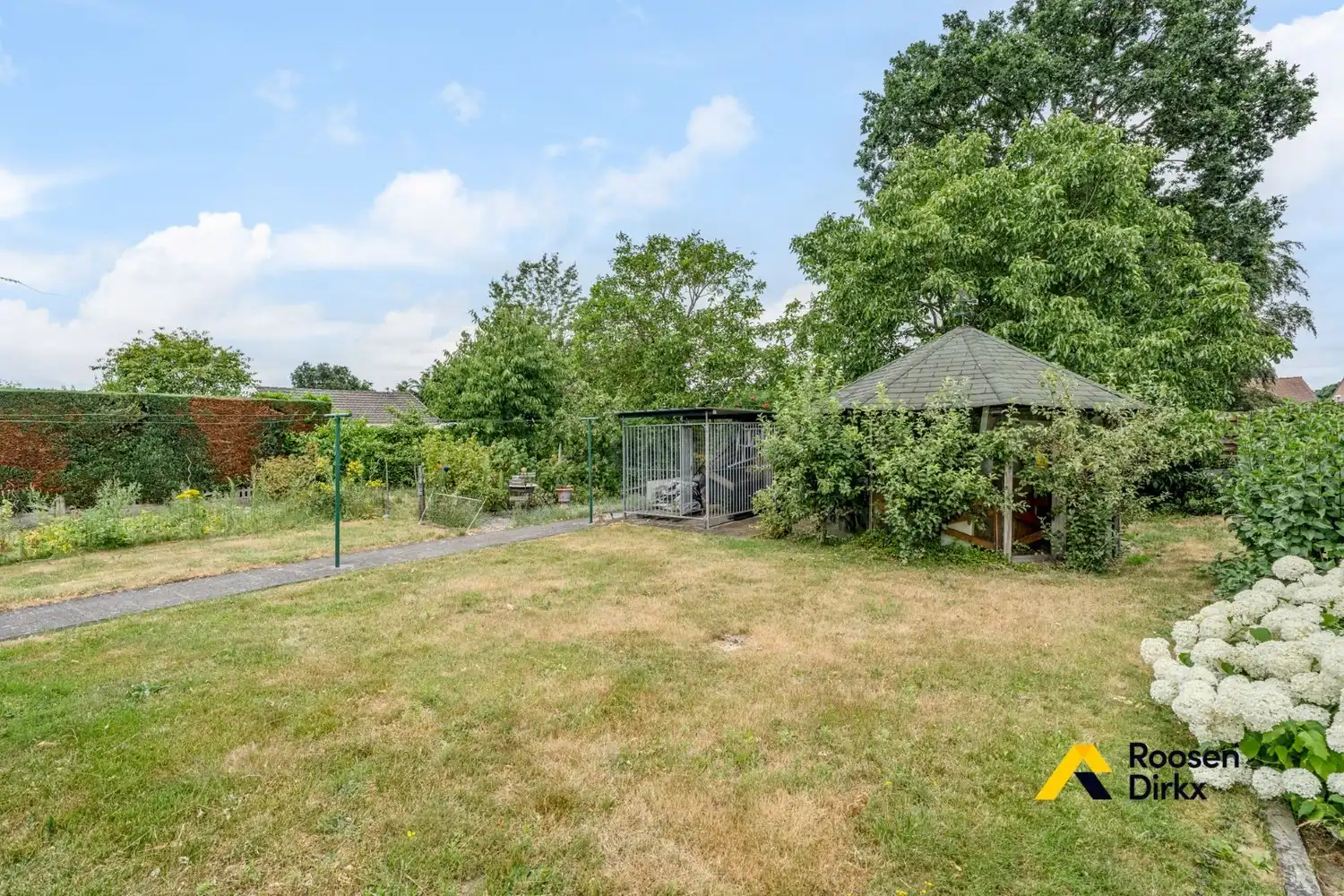 Perfect onderhouden gelijkvloerse woning op een perceel van bijna 12a in het groene hart van Limburg foto 25