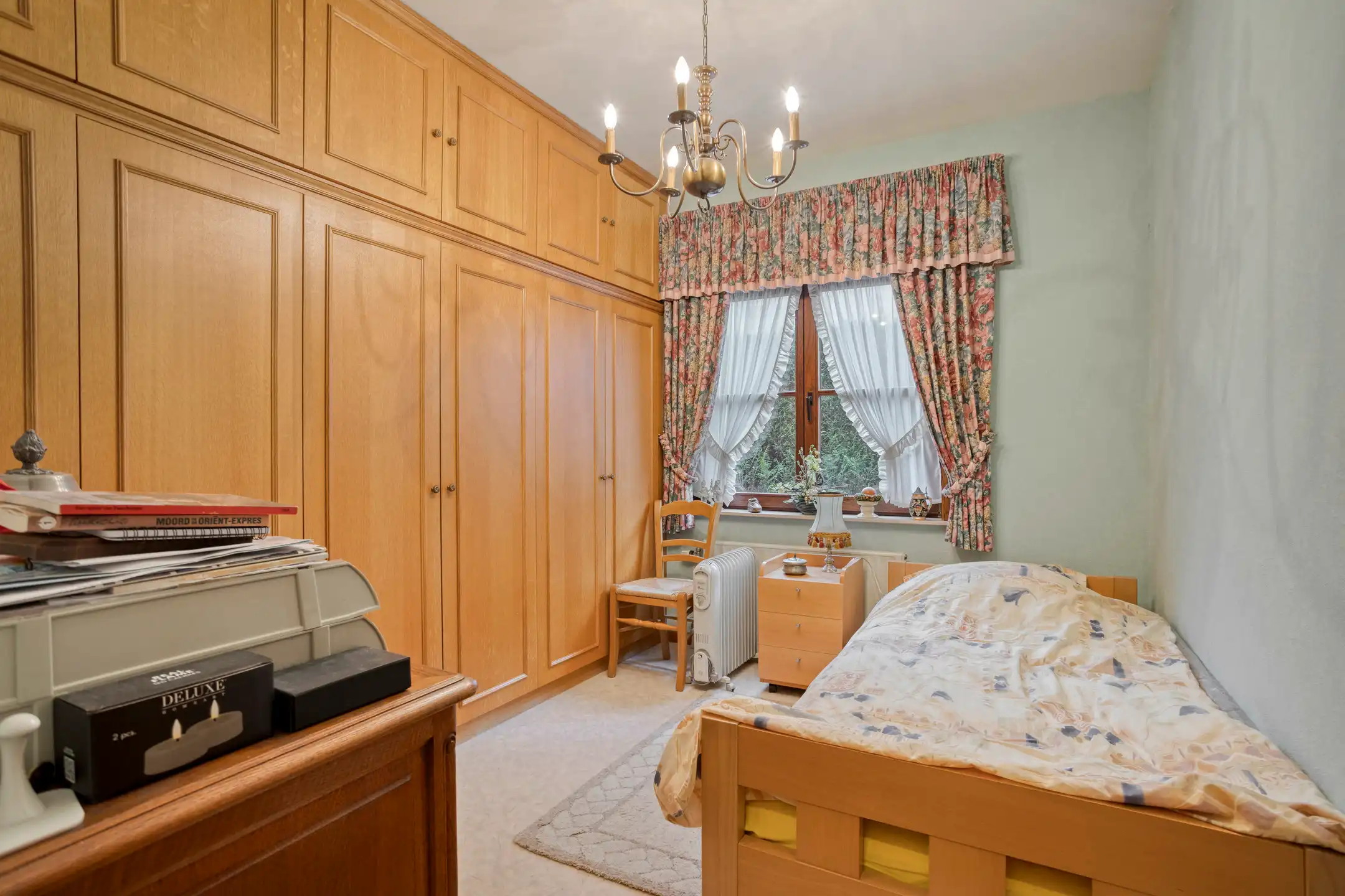 Ruime open bebouwing met 6 slaapkamers foto 14