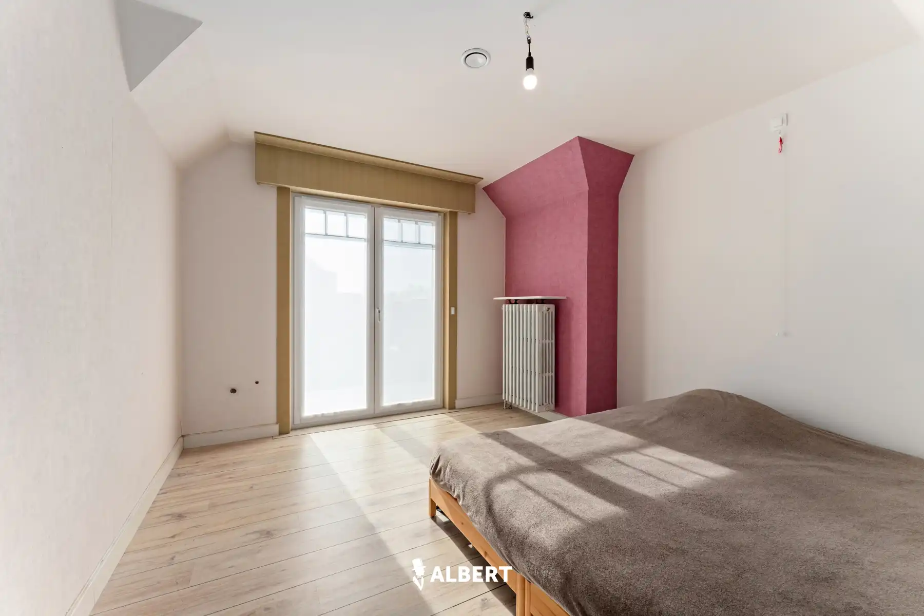 Statige open bebouwing met 4 slaapkamers, bureel, tuin, terras en garage in Izegem foto 12