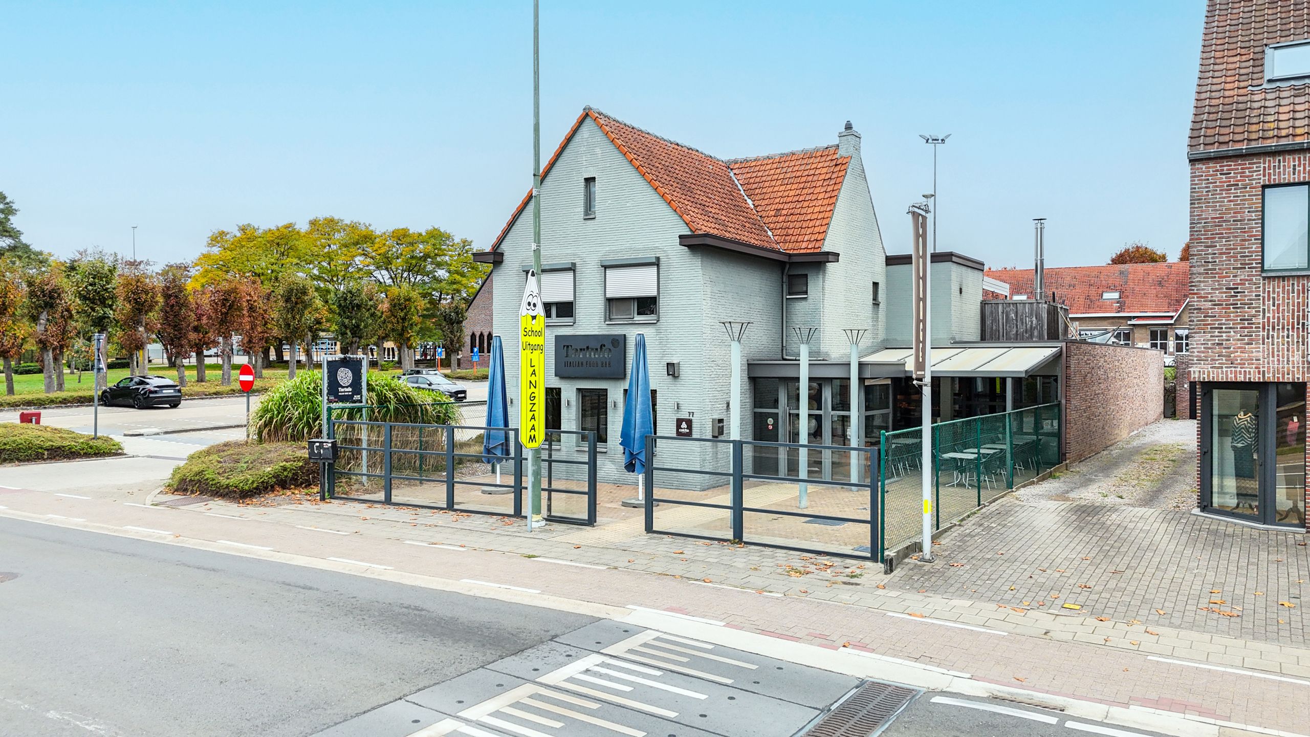 Horecapand met volledige inrichting op goed gelegen locatie! foto 34