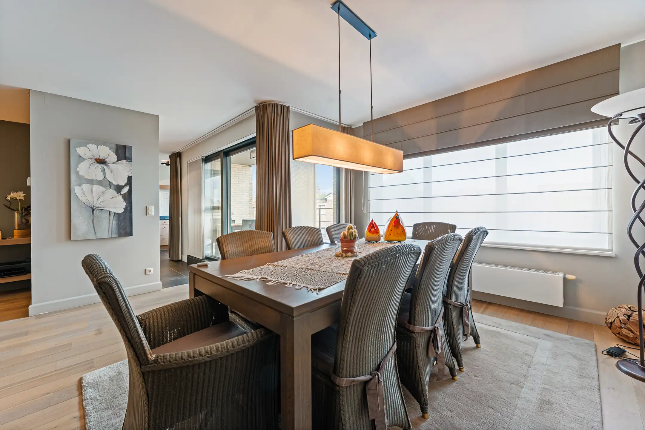 Luxe appartement van ca. 150m² met 3 slpk, 2 badk en garage. foto 5