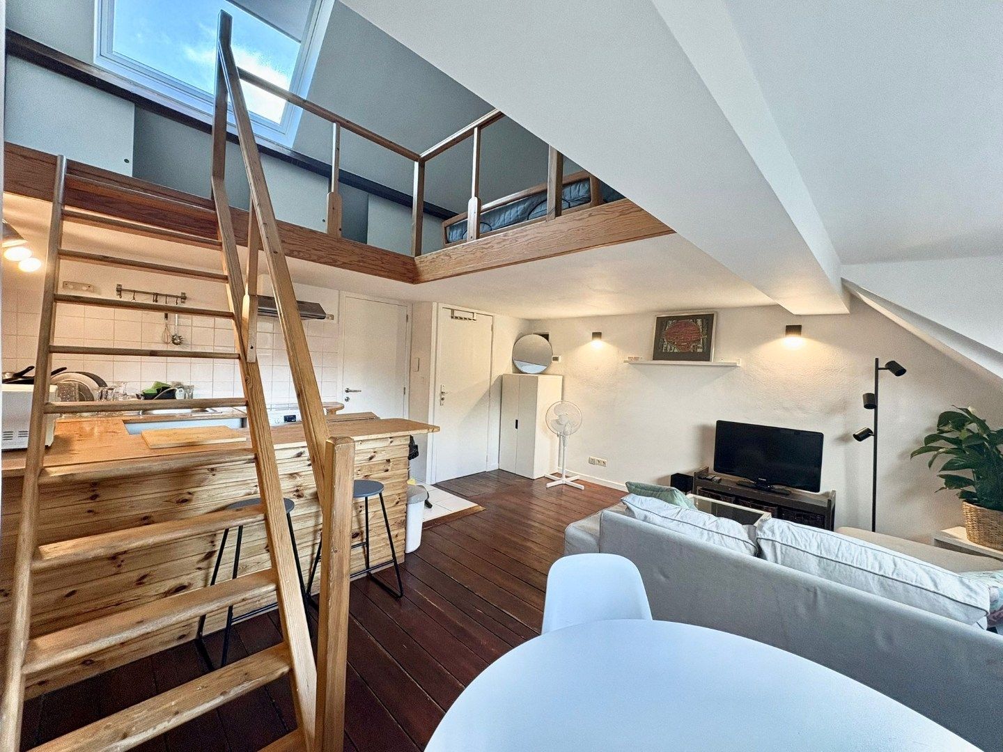 Gezellige duplexstudio met zicht op de Zoo foto 2