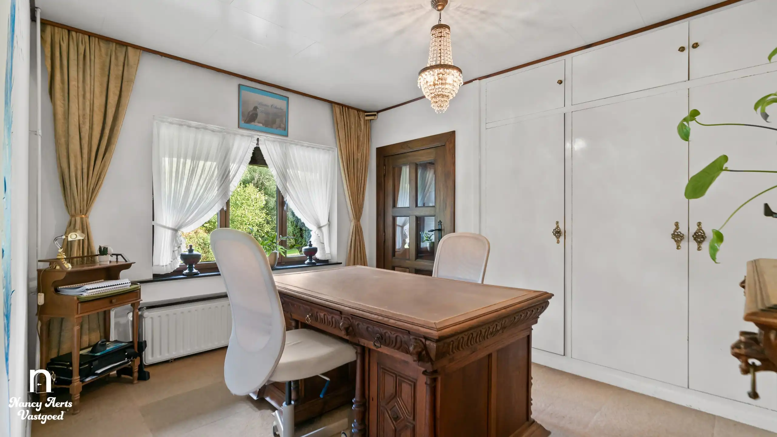 Exclusief landgoed op 1,28 ha met villa en paardenstallen foto 13