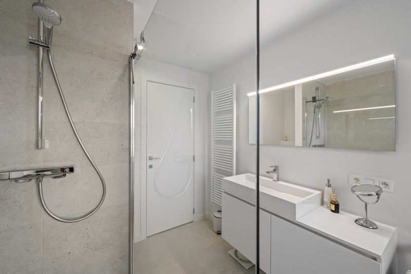 Nieuwbouwparel met comfort, rust en topligging foto 18