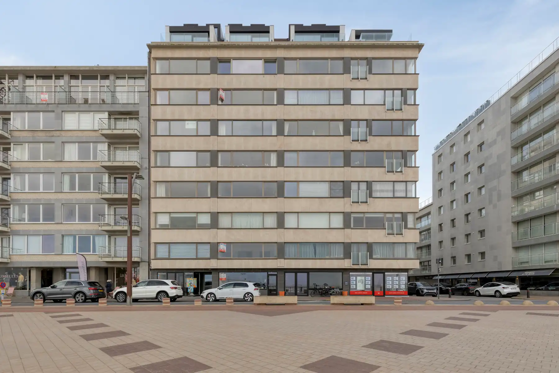 Handelspand op uiterst commerciële ligging foto {{pictureIndex}}