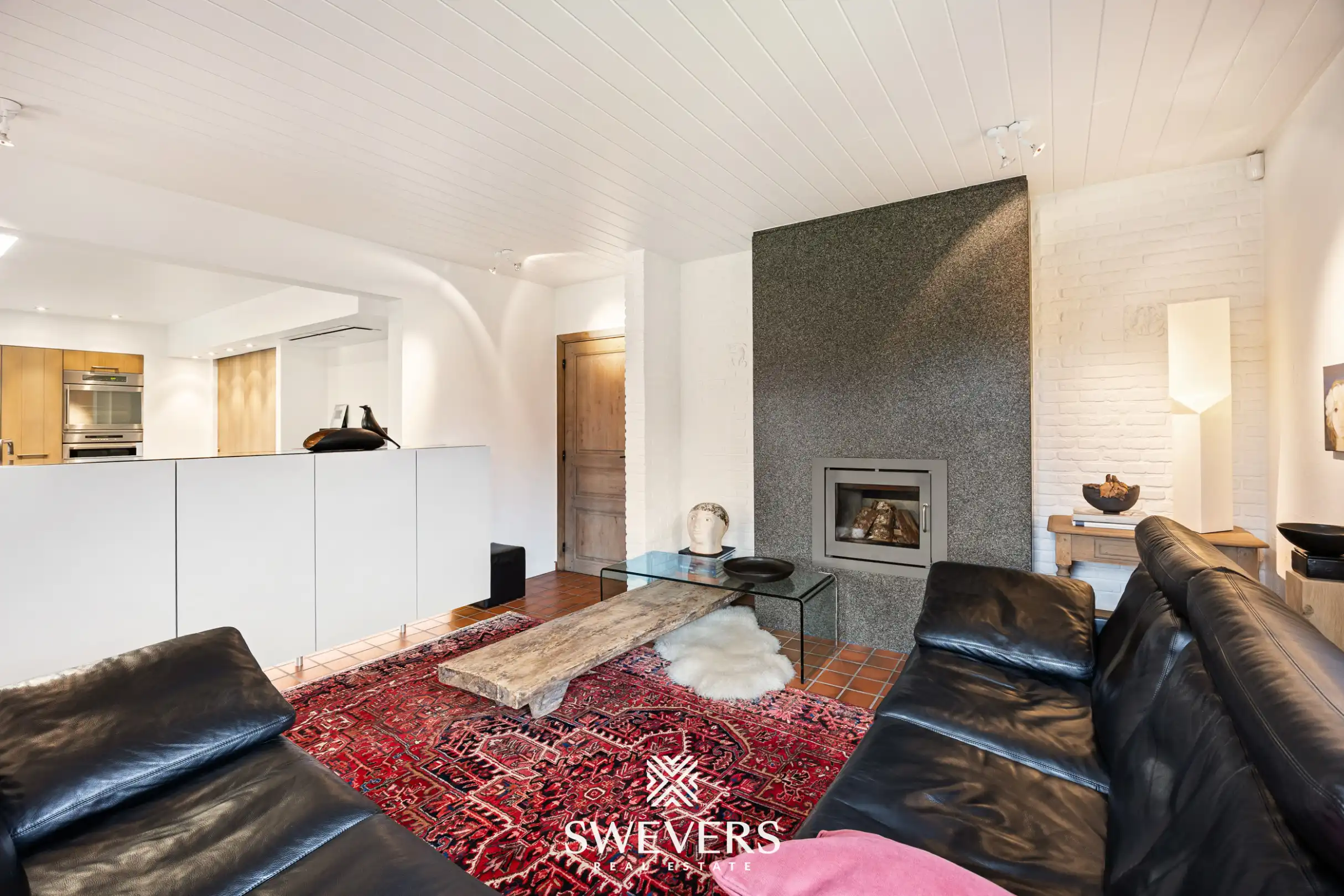 Sfeervolle open bebouwing met royale tuin en veel privacy foto 6