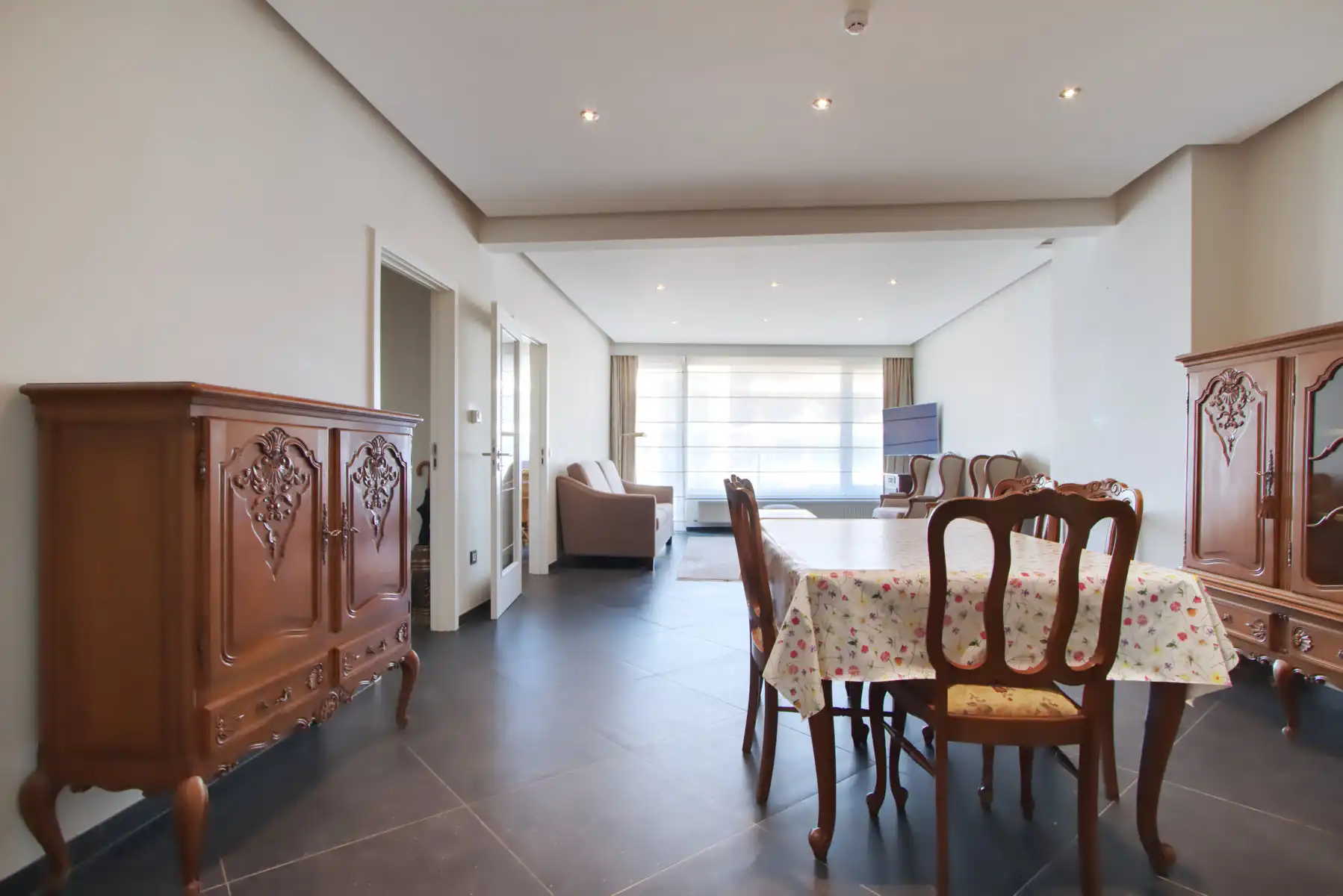 APP - 2 tot 3 SLK - 2 TERRASSEN - GARAGEBOX - KELDER - LIFT foto 11