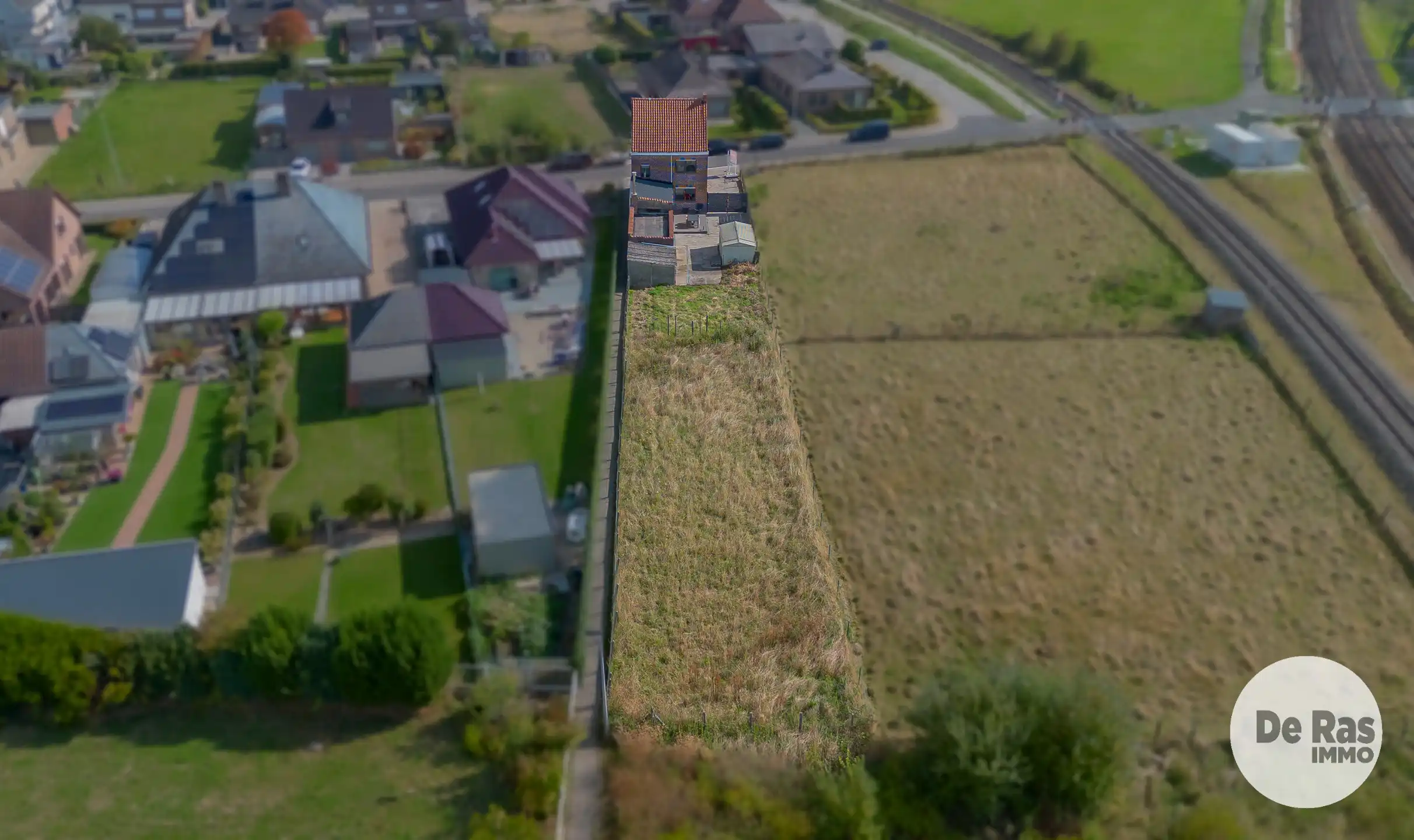 BURST - Halfopen bebouwing met grote tuin foto 20