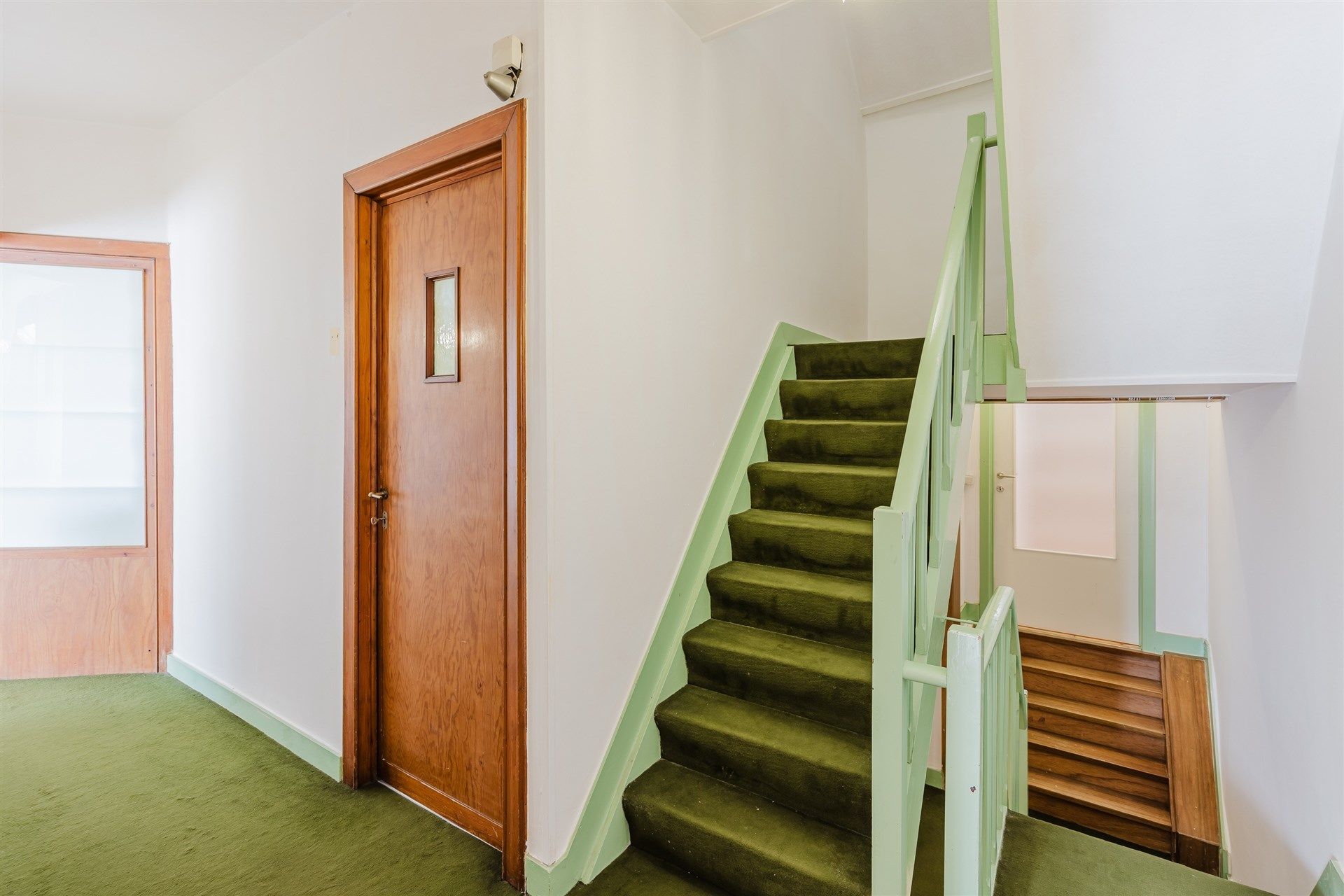Ruime woning met 5(!) slaapkamers, dakterras en tuin foto 23