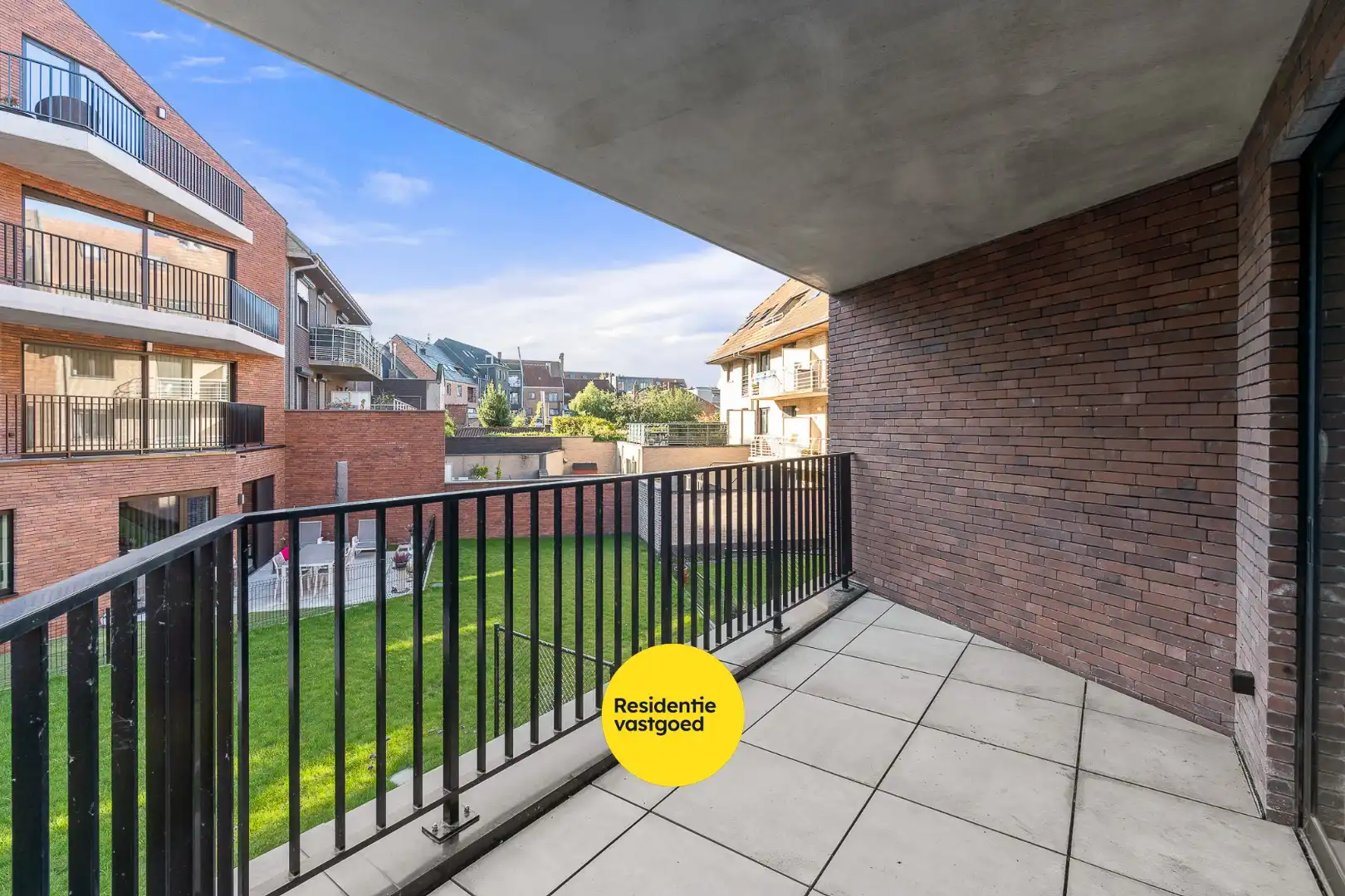 Stijlvol en energiezuinig wonen in hartje Gistel foto 8